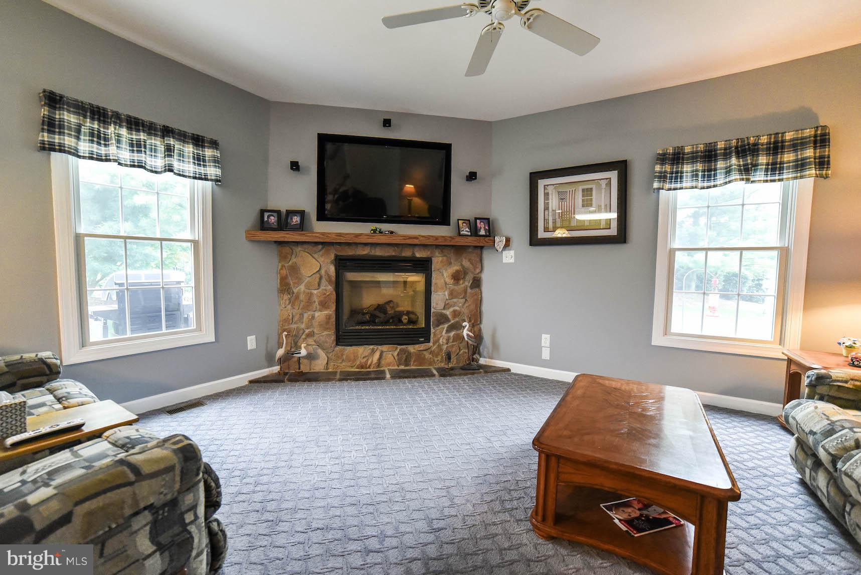 WILLOWBROOK - Residential