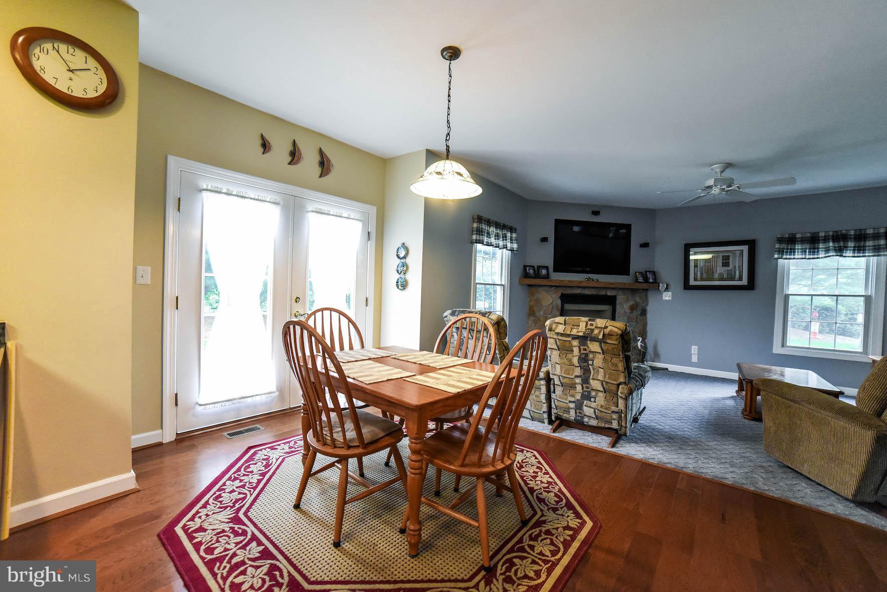 WILLOWBROOK - Residential