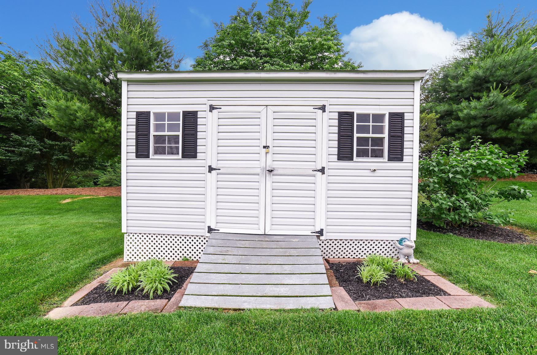 WILLOWBROOK - Residential