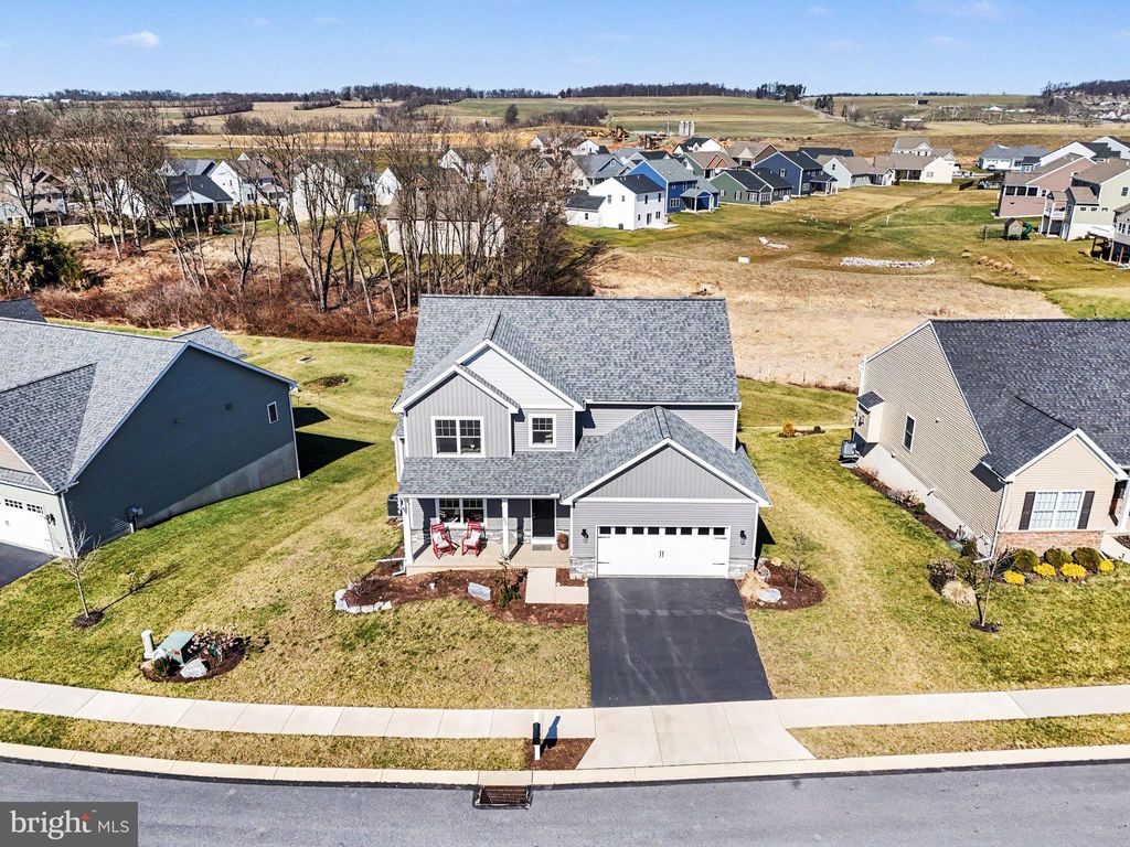Photo of 220 Pebble Drive, ELIZABETHTOWN, PA 17022 (MLS # PALA2083706)