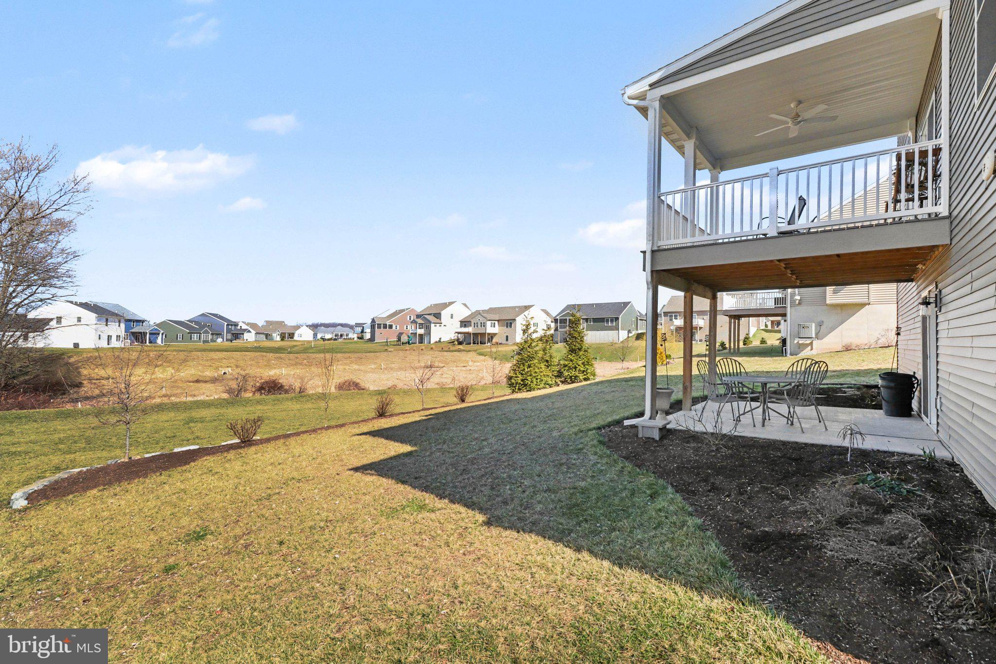 STONEYBROOK OF ELIZABETHTOWN - Residential