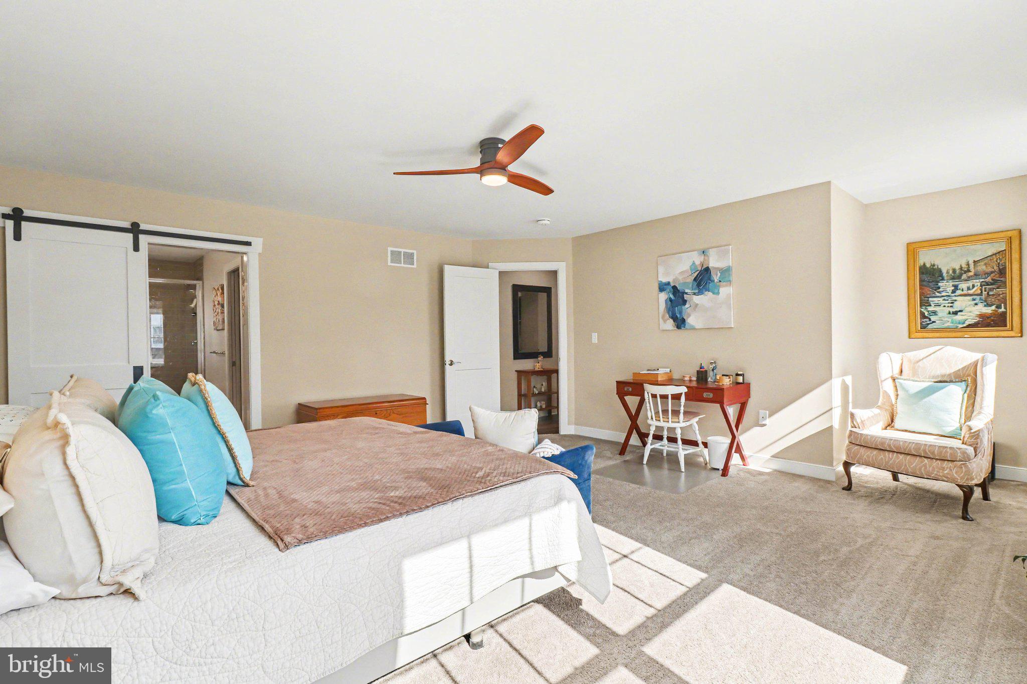 STONEYBROOK OF ELIZABETHTOWN - Residential