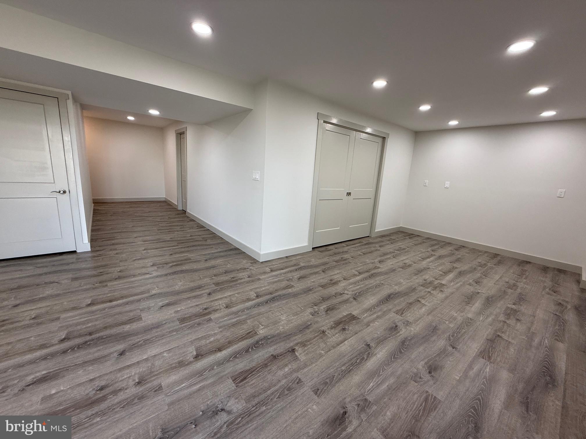 STONEYBROOK OF ELIZABETHTOWN - Residential