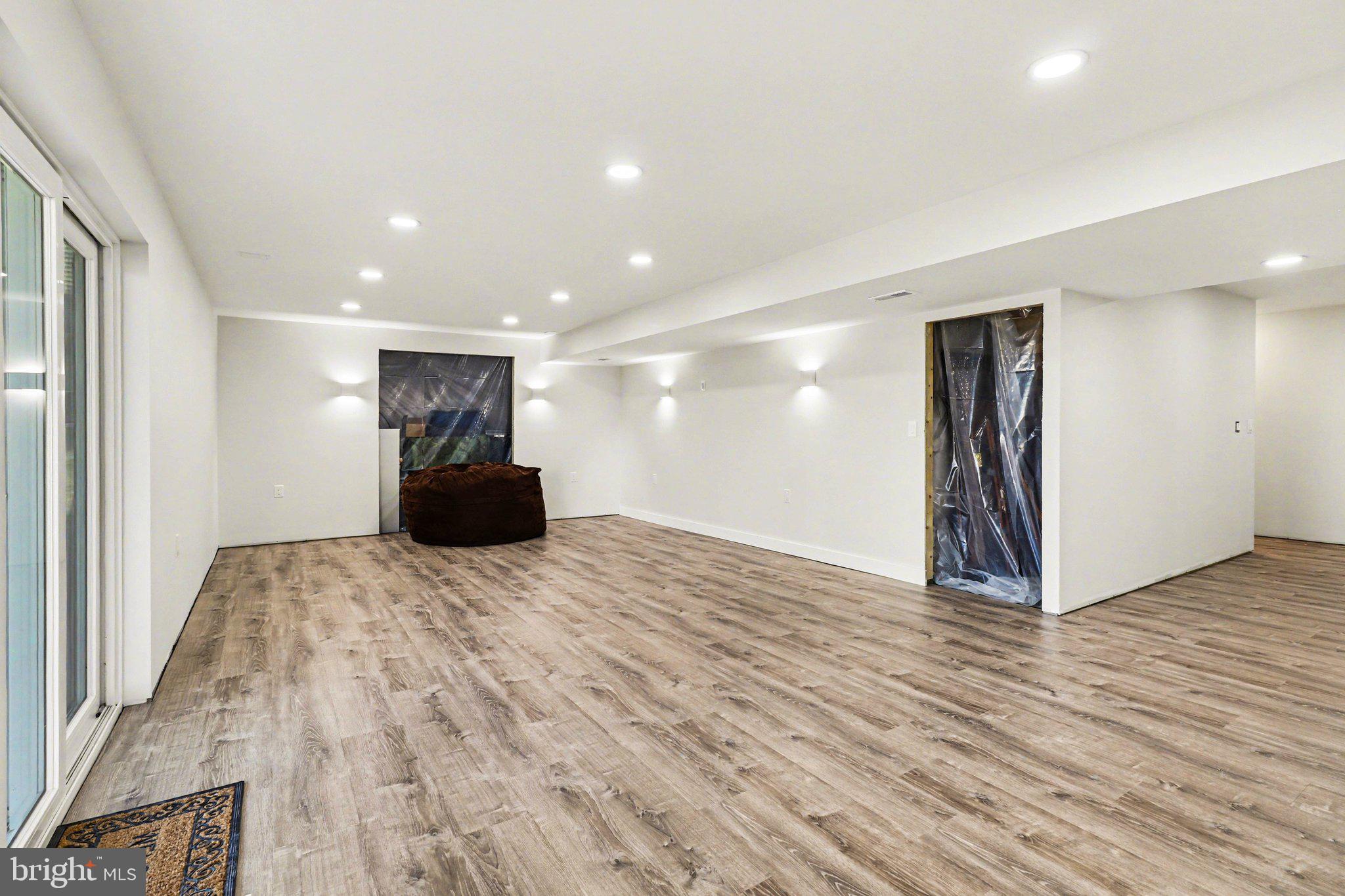 STONEYBROOK OF ELIZABETHTOWN - Residential