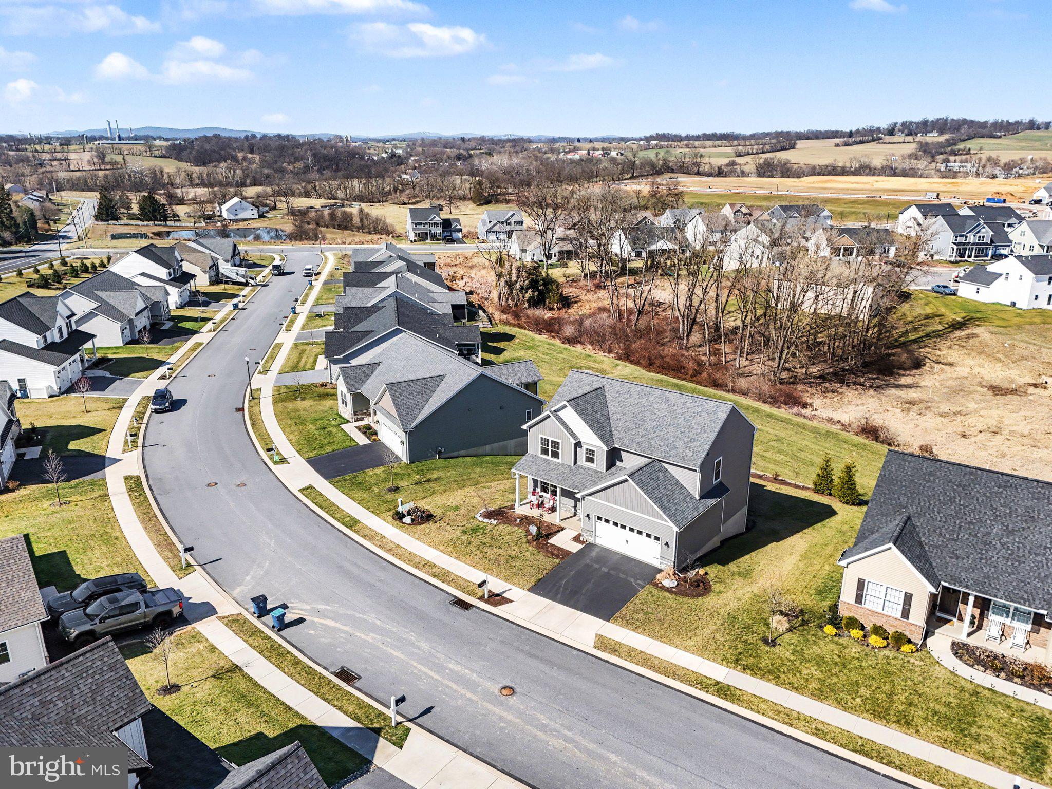 STONEYBROOK OF ELIZABETHTOWN - Residential