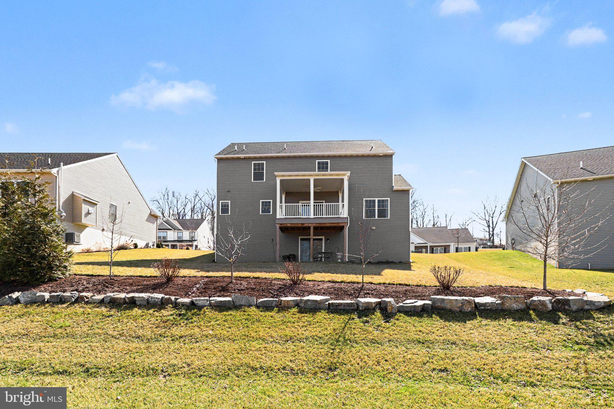 STONEYBROOK OF ELIZABETHTOWN - Residential