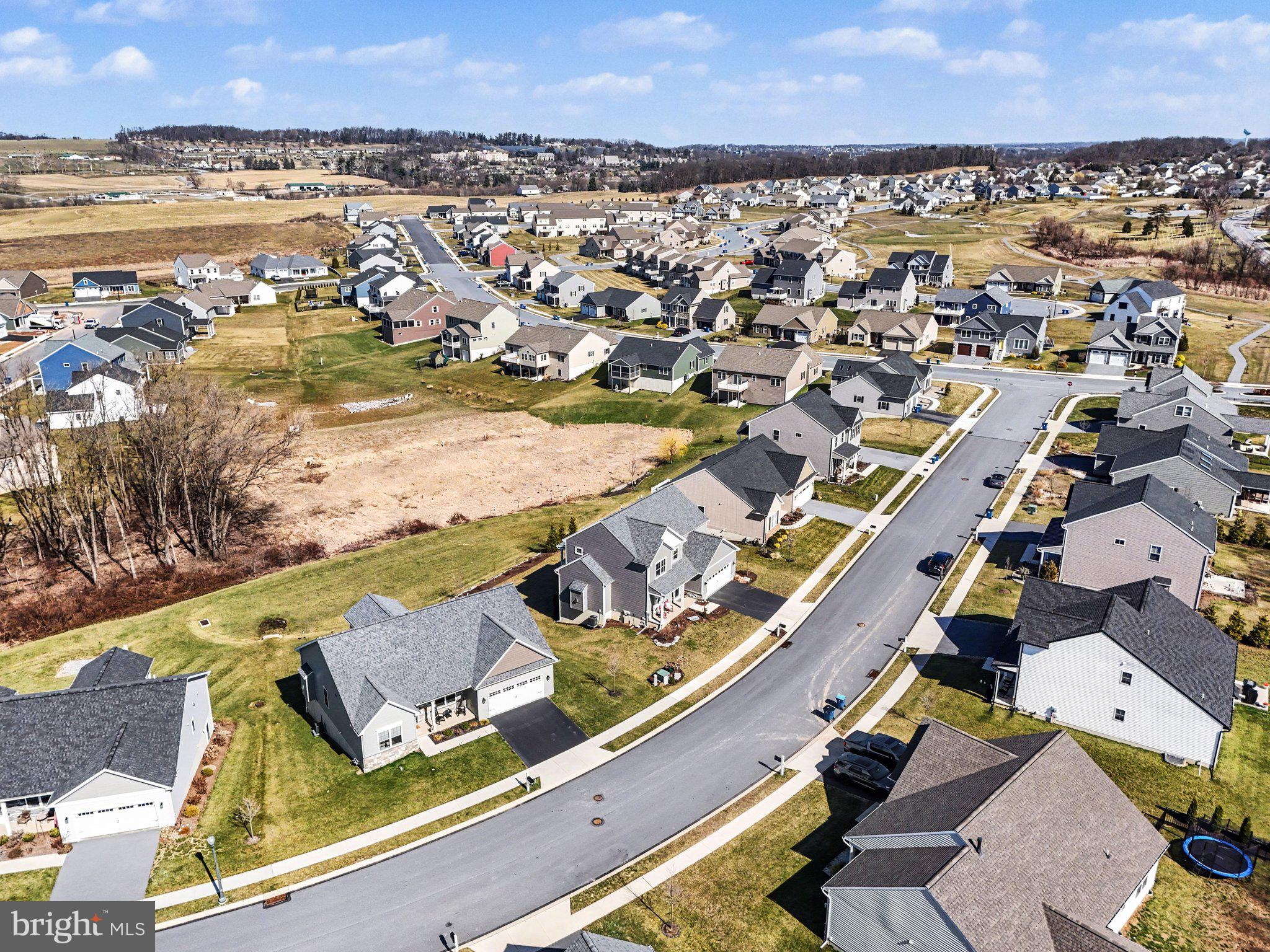 STONEYBROOK OF ELIZABETHTOWN - Residential