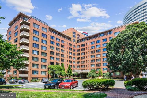 1121 ARLINGTON BOULEVARD 726 ARLINGTON VA 22209