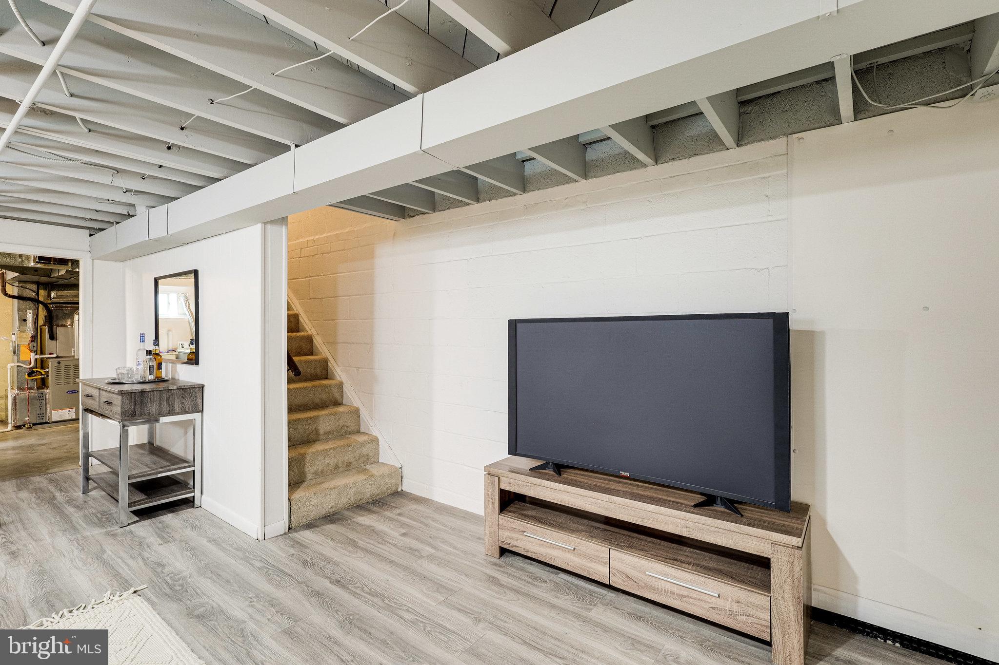 WAKEFIELD - Residential