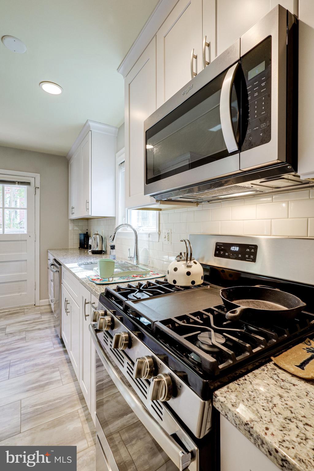 WAKEFIELD - Residential