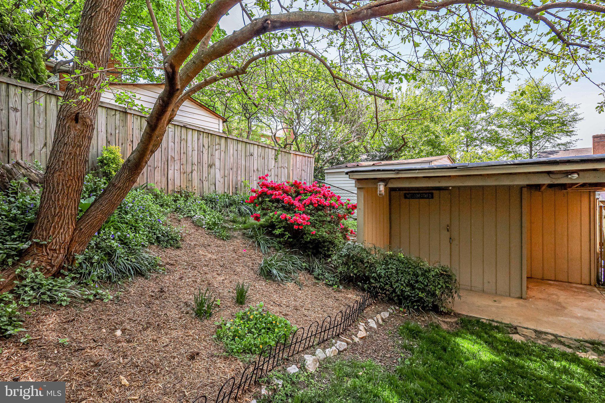 WAKEFIELD - Residential