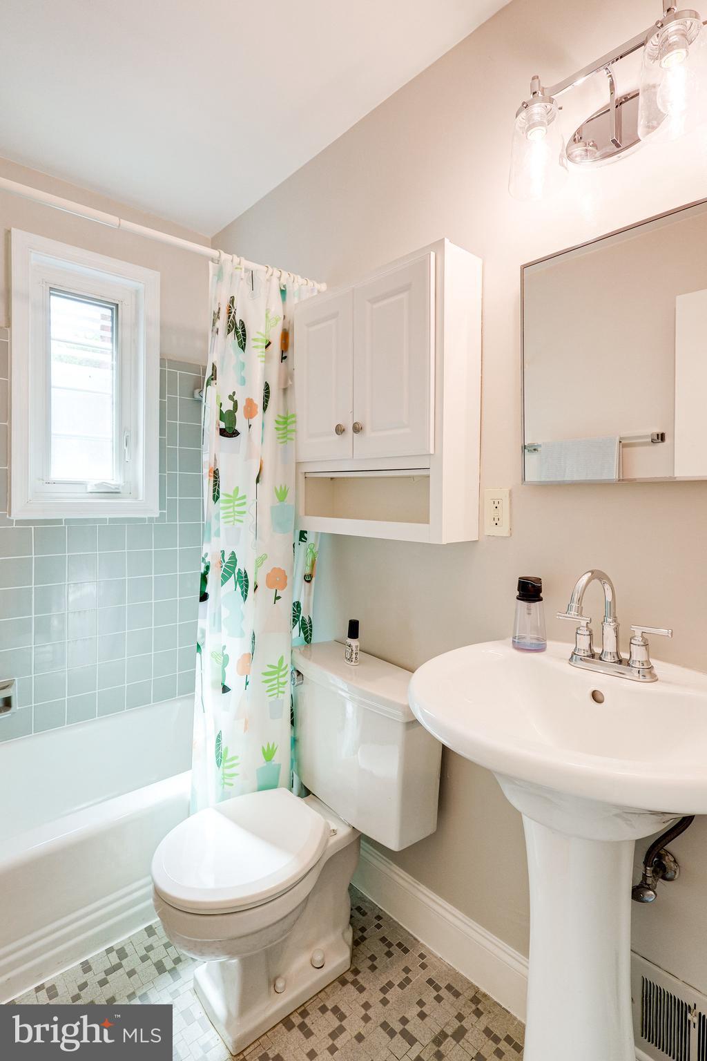 WAKEFIELD - Residential