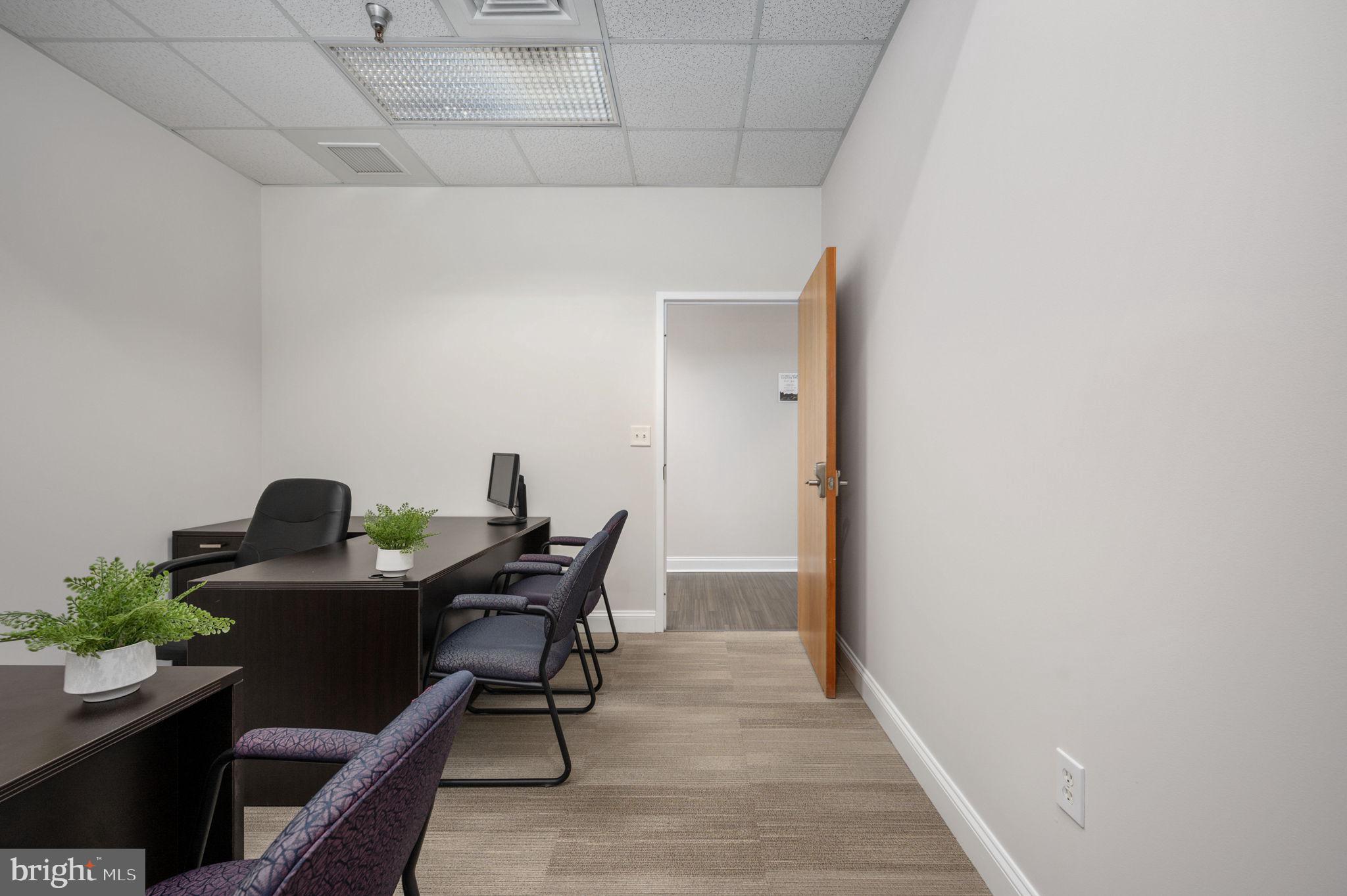 DOWNTOWN FREDERICKSBURG - Commercial Lease