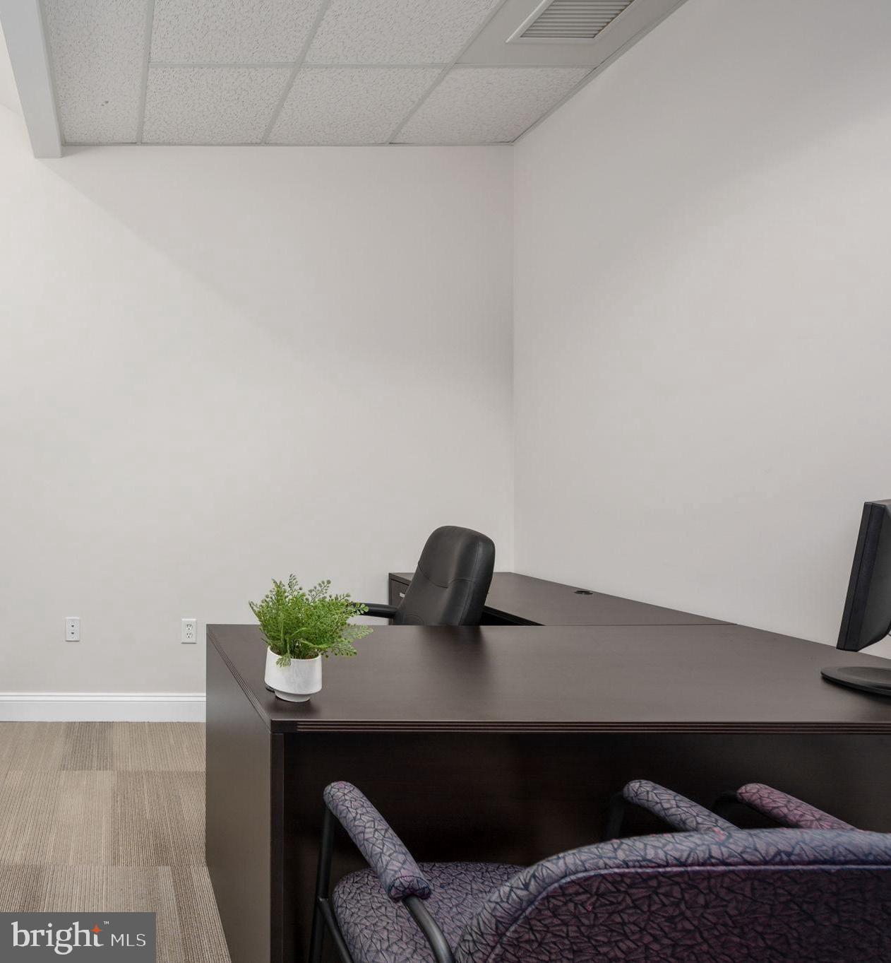 DOWNTOWN FREDERICKSBURG - Commercial Lease