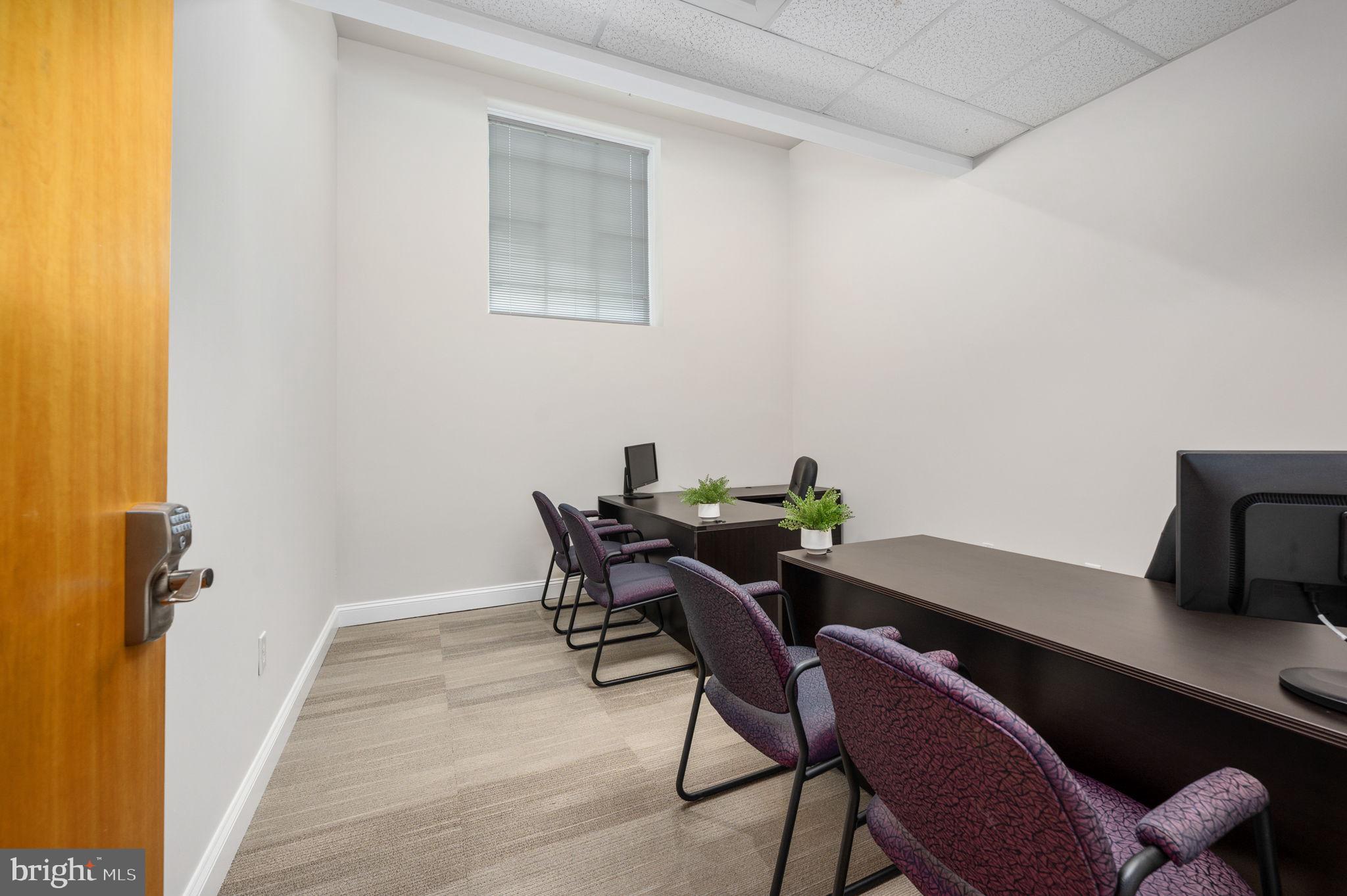 DOWNTOWN FREDERICKSBURG - Commercial Lease