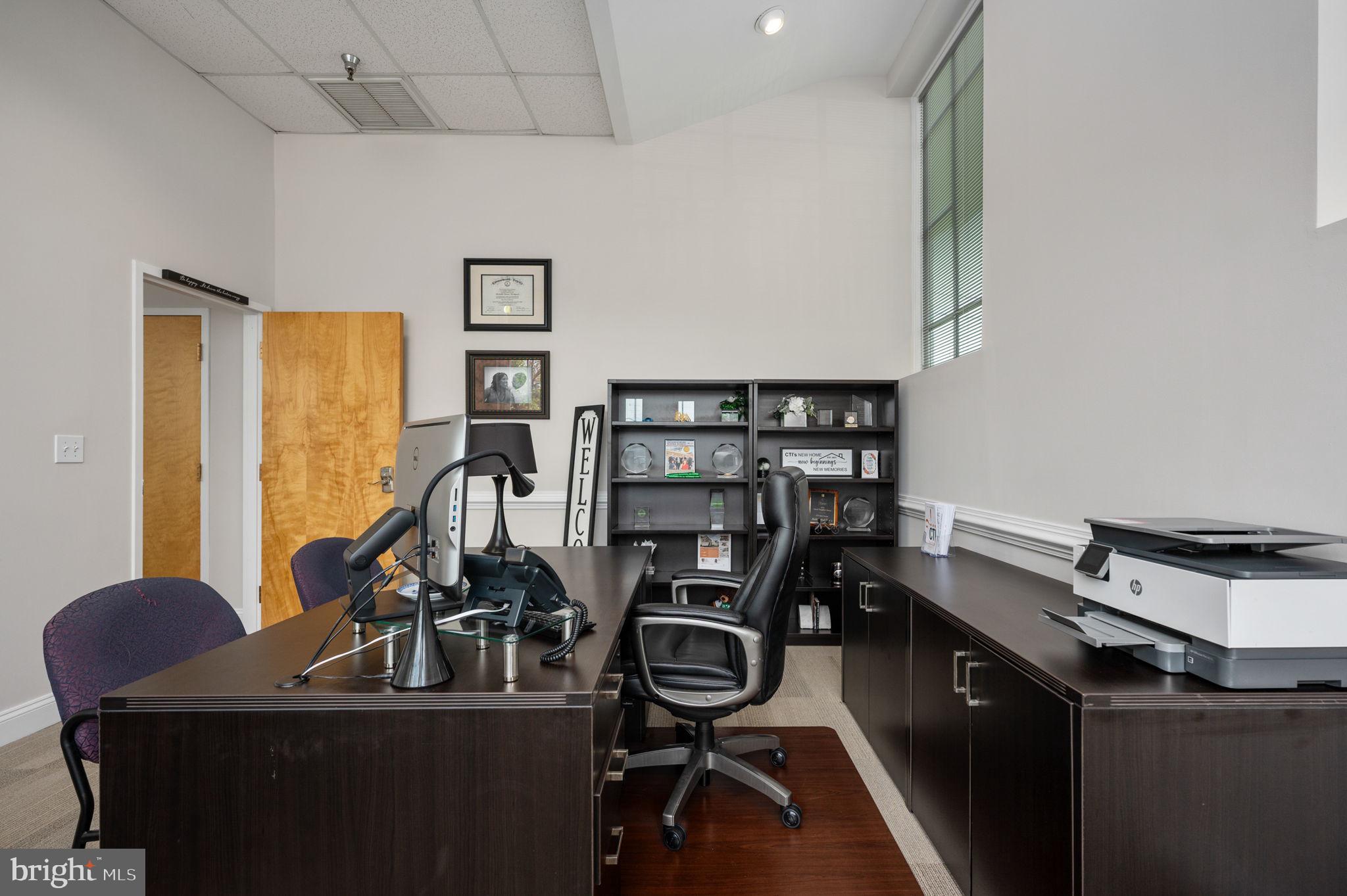 DOWNTOWN FREDERICKSBURG - Commercial Lease