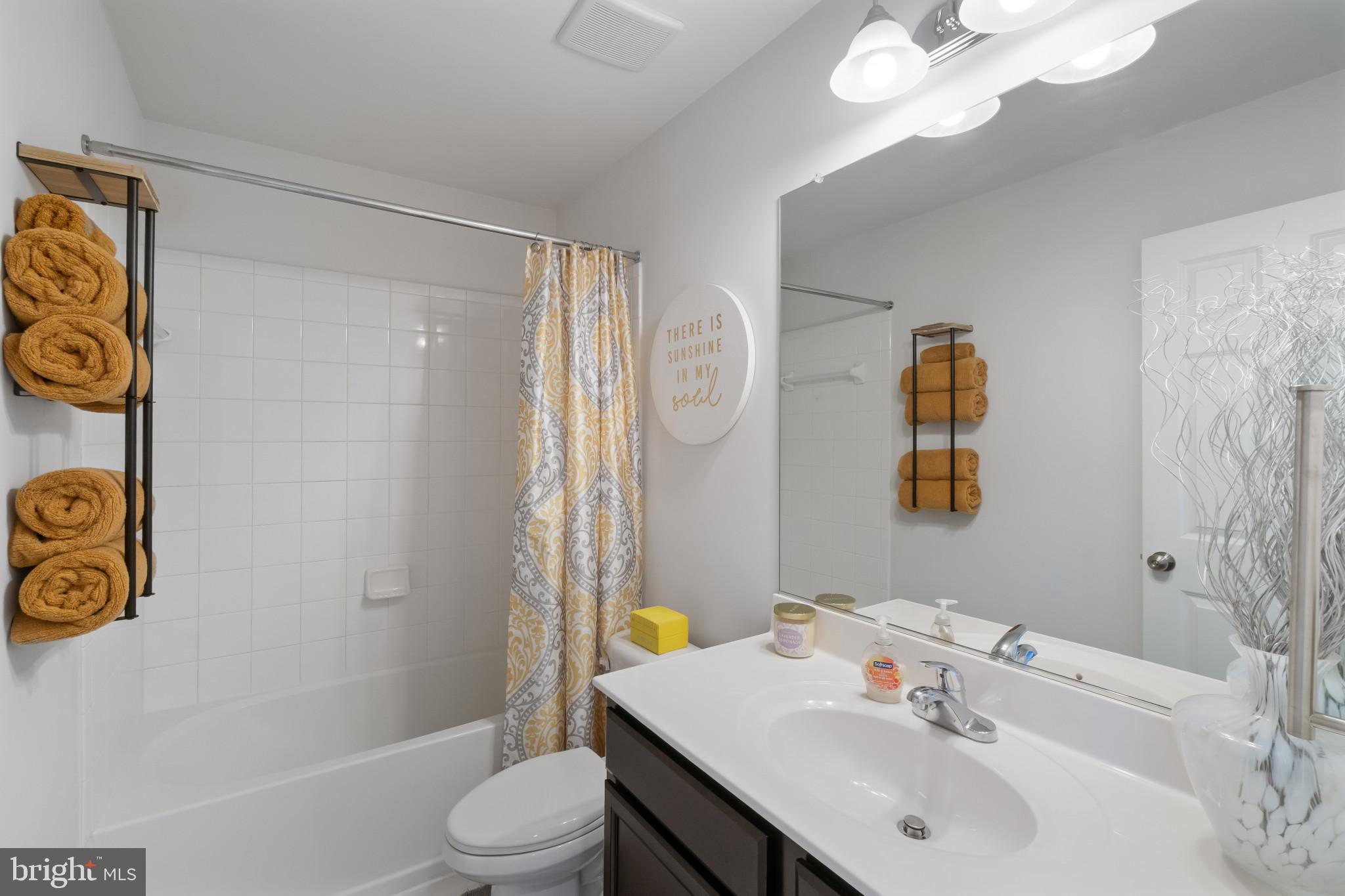 OAKWOOD VILLAGE - Residential