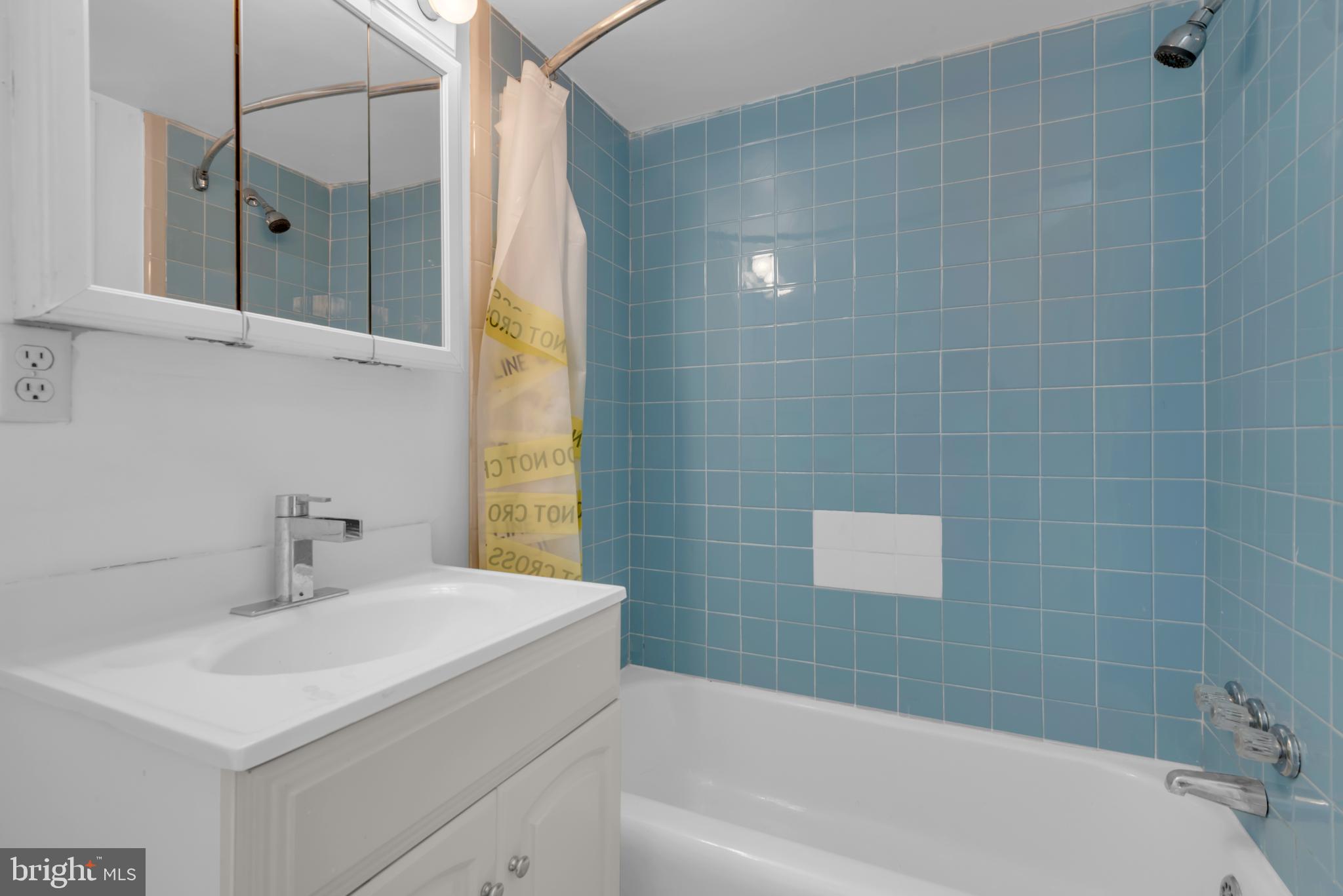 THE WATERFORD - Residential