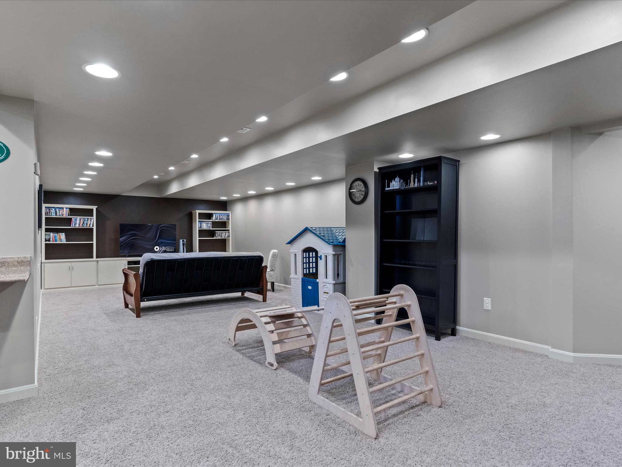 FORGEDALE CROSSING - Residential