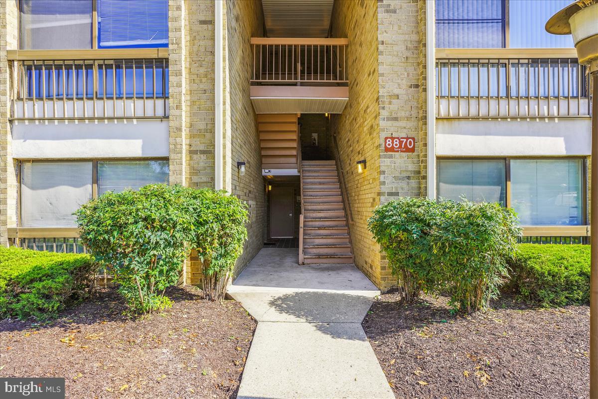 LONG REACH KNOLLS - Residential Lease