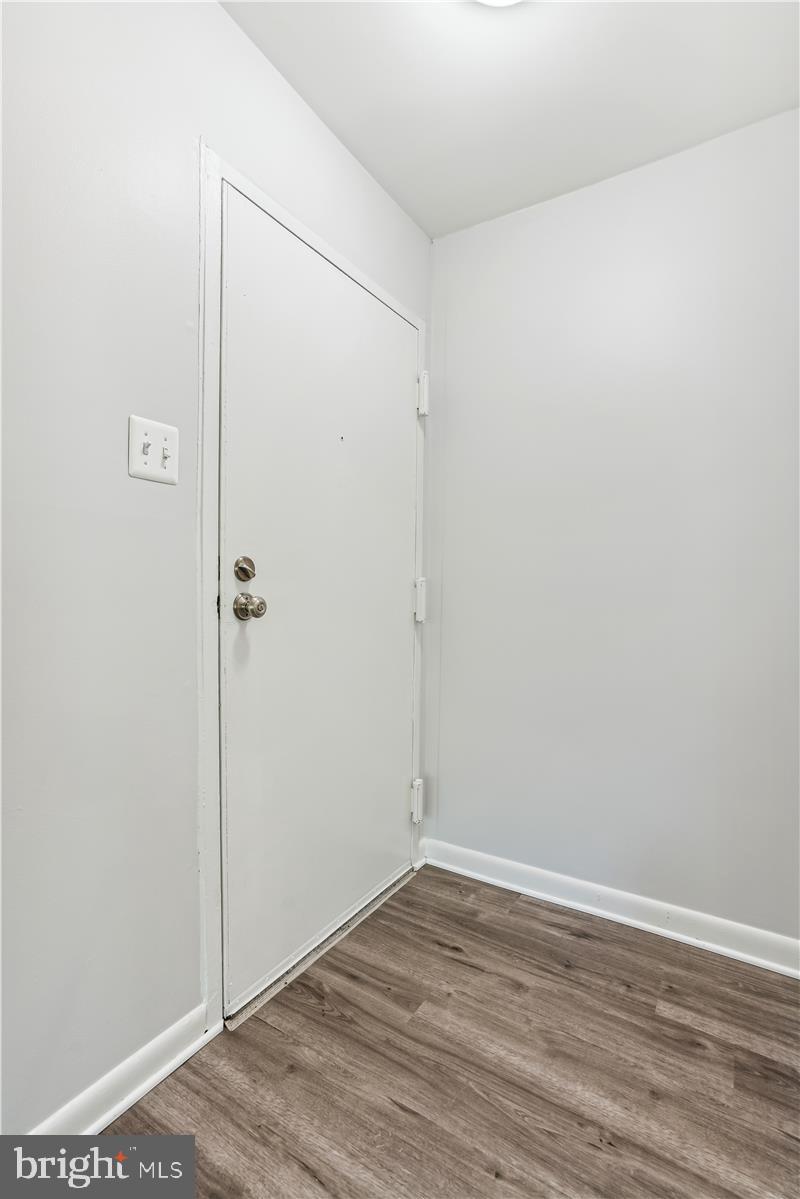 LONG REACH KNOLLS - Residential Lease