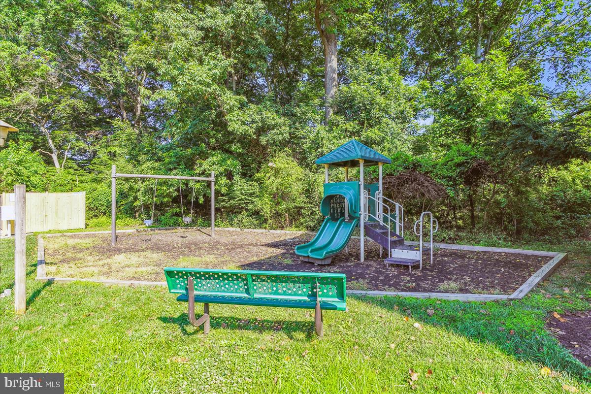 LONG REACH KNOLLS - Residential Lease