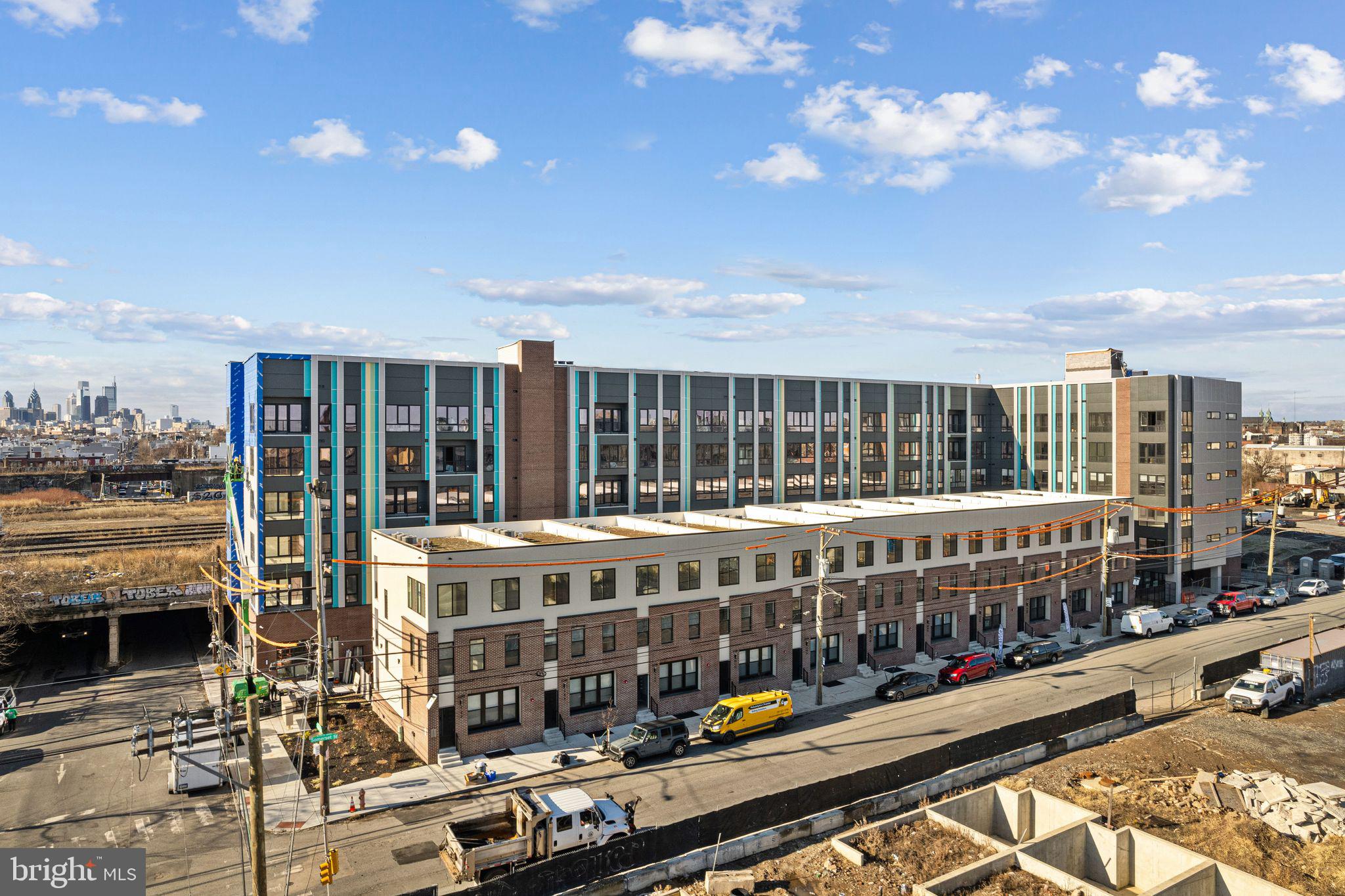 PORT RICHMOND - Residential Lease