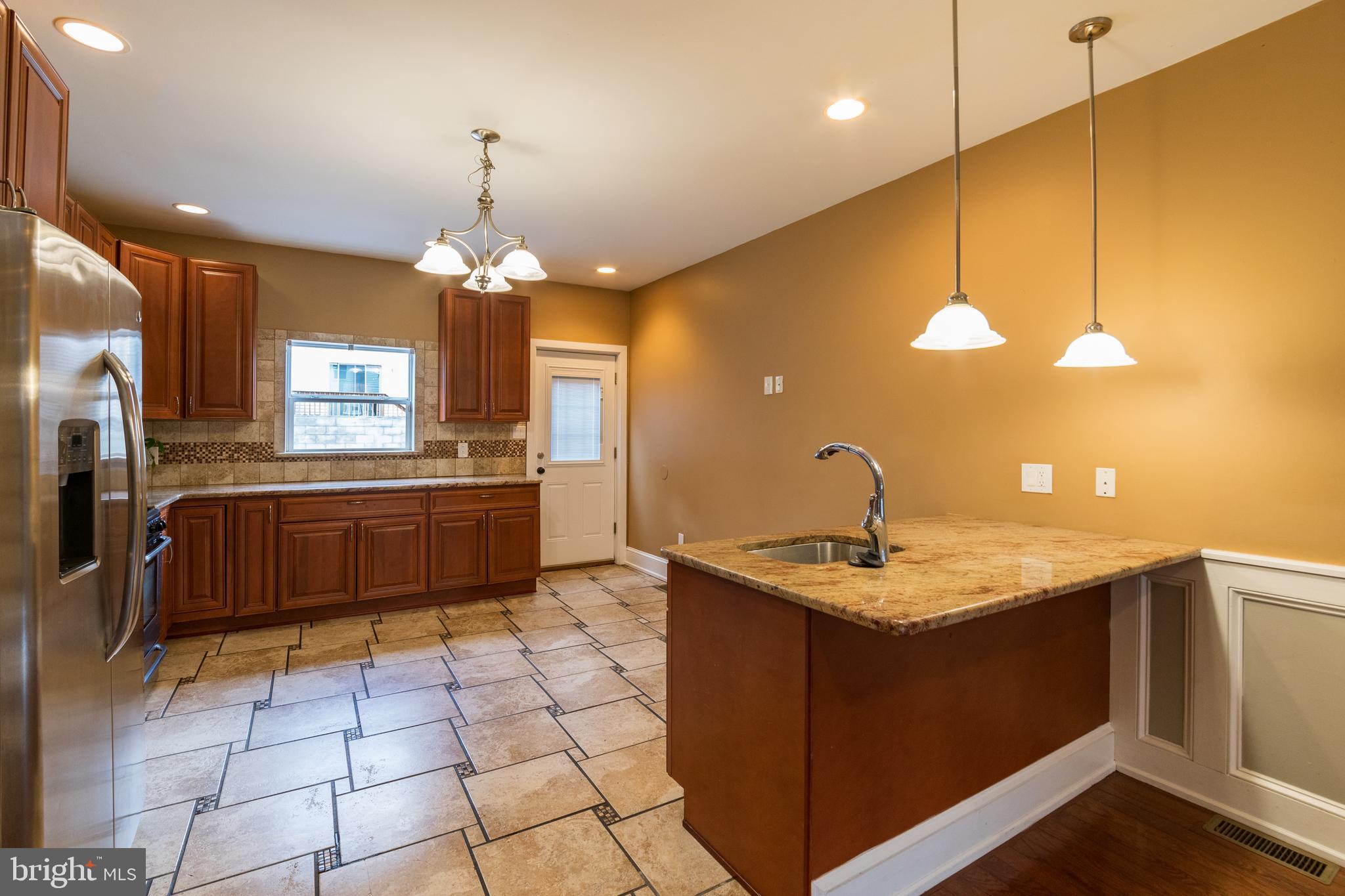 POINT BREEZE - Residential Lease