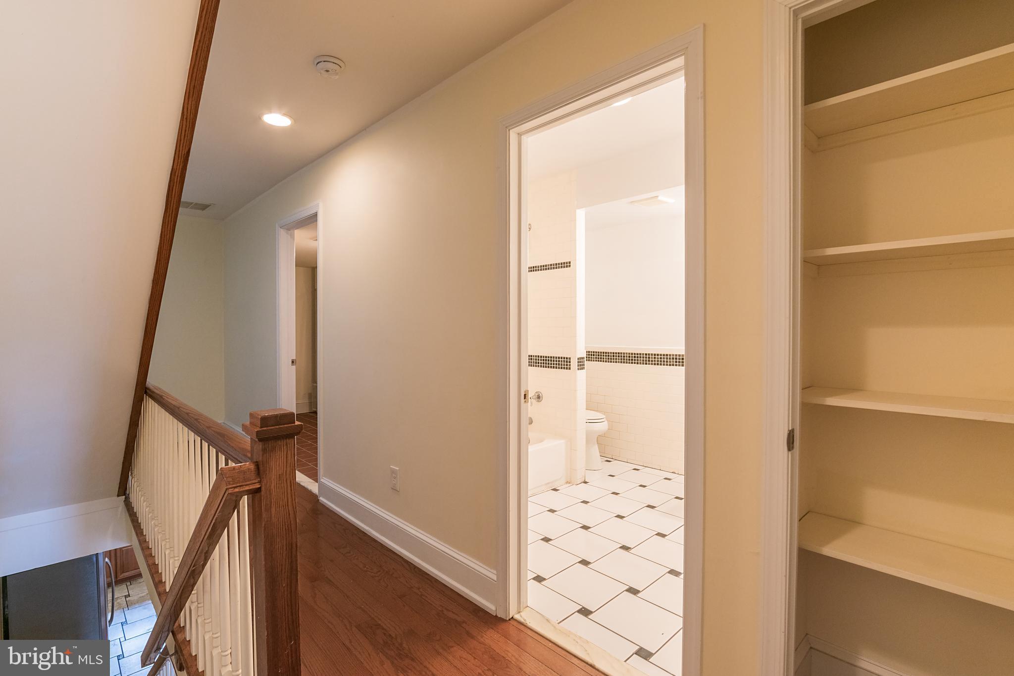 POINT BREEZE - Residential Lease