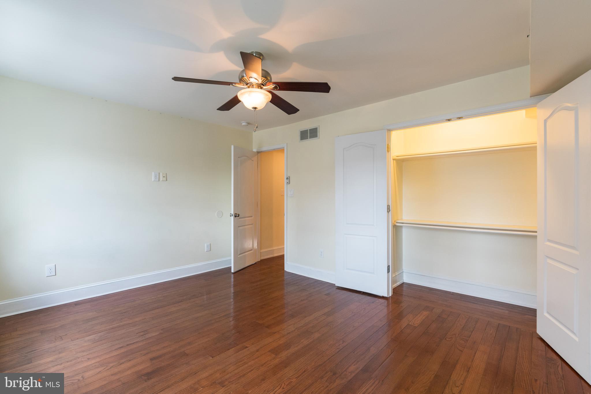 POINT BREEZE - Residential Lease