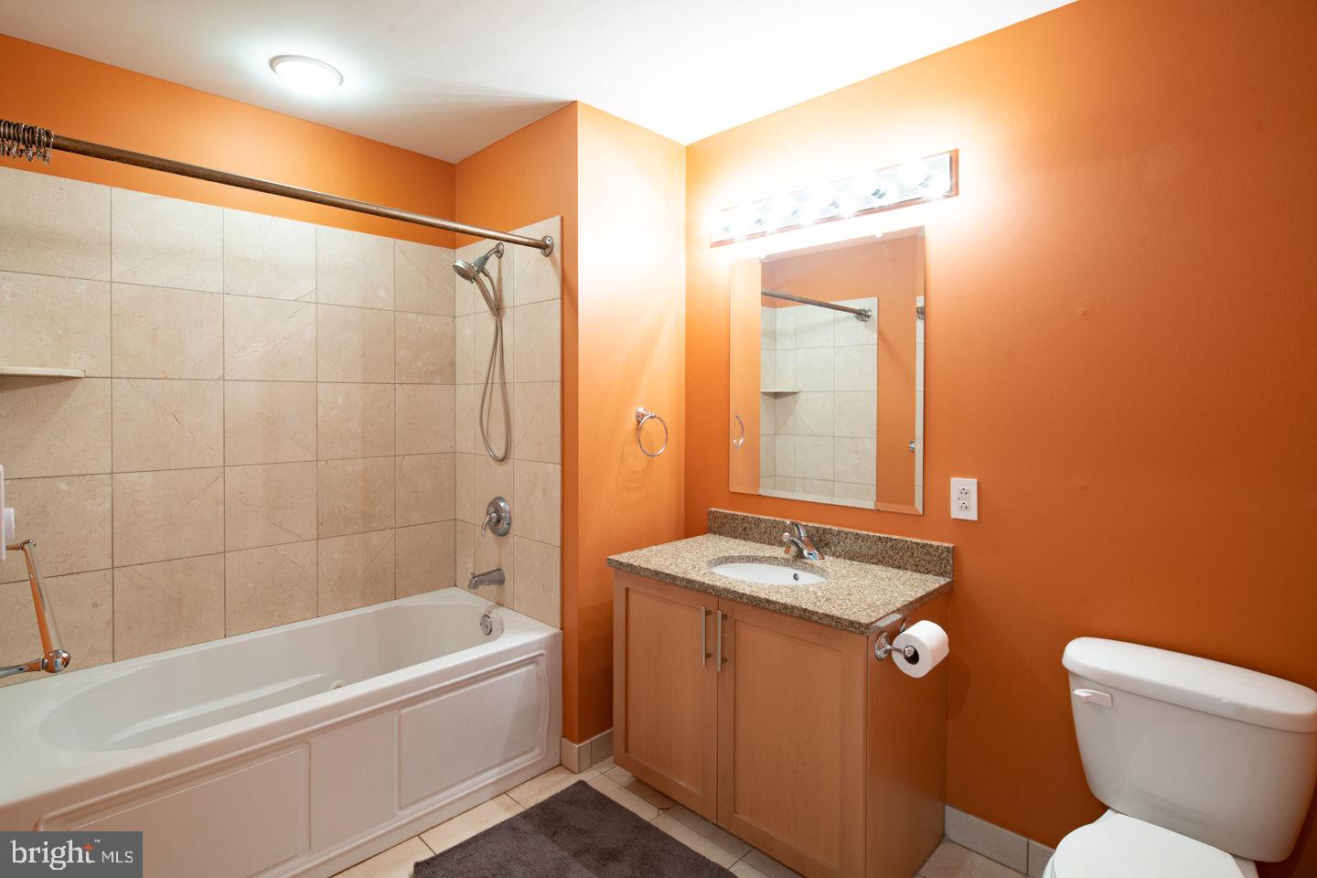 WATERFRONT SQUARE - Residential Lease