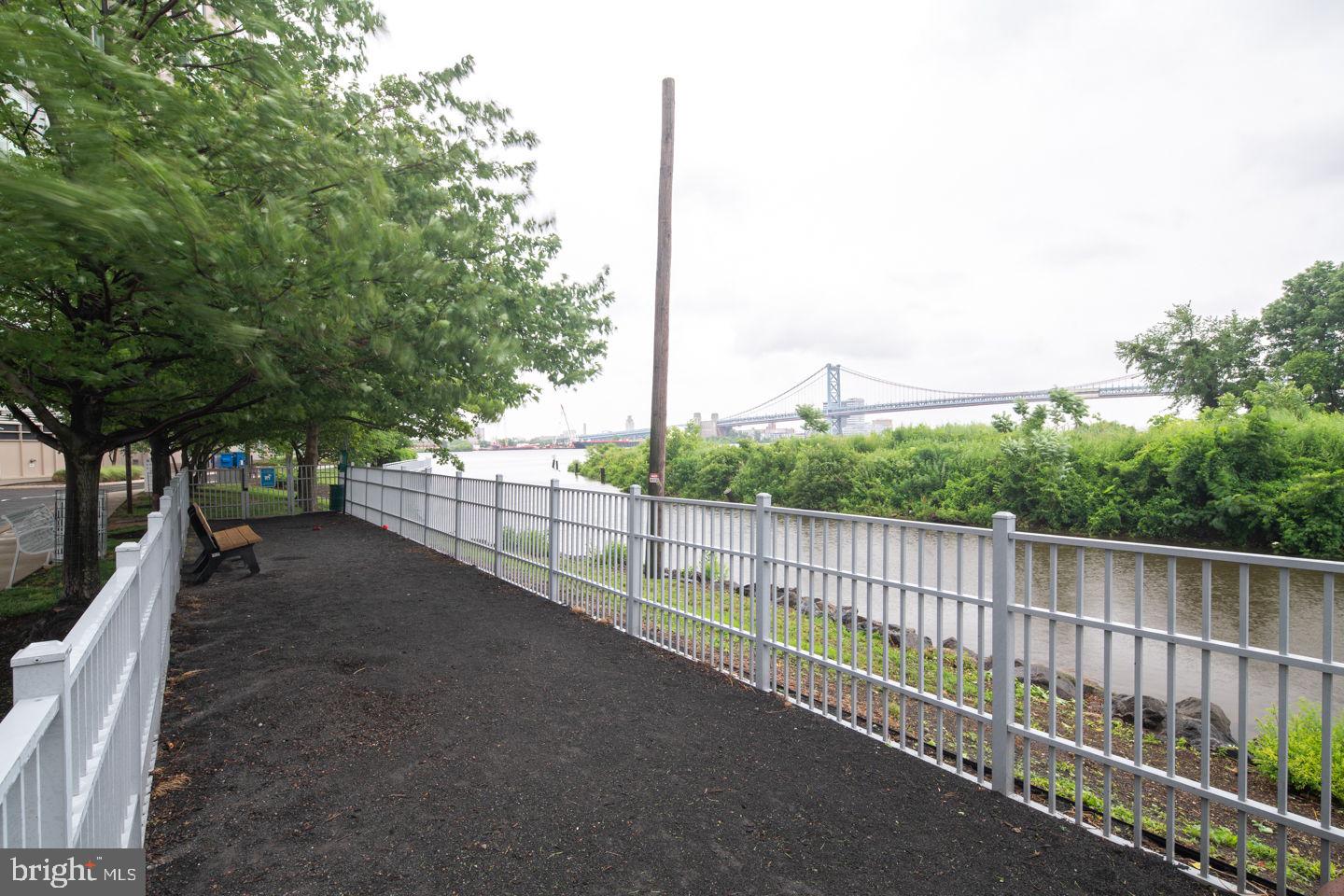 WATERFRONT SQUARE - Residential Lease