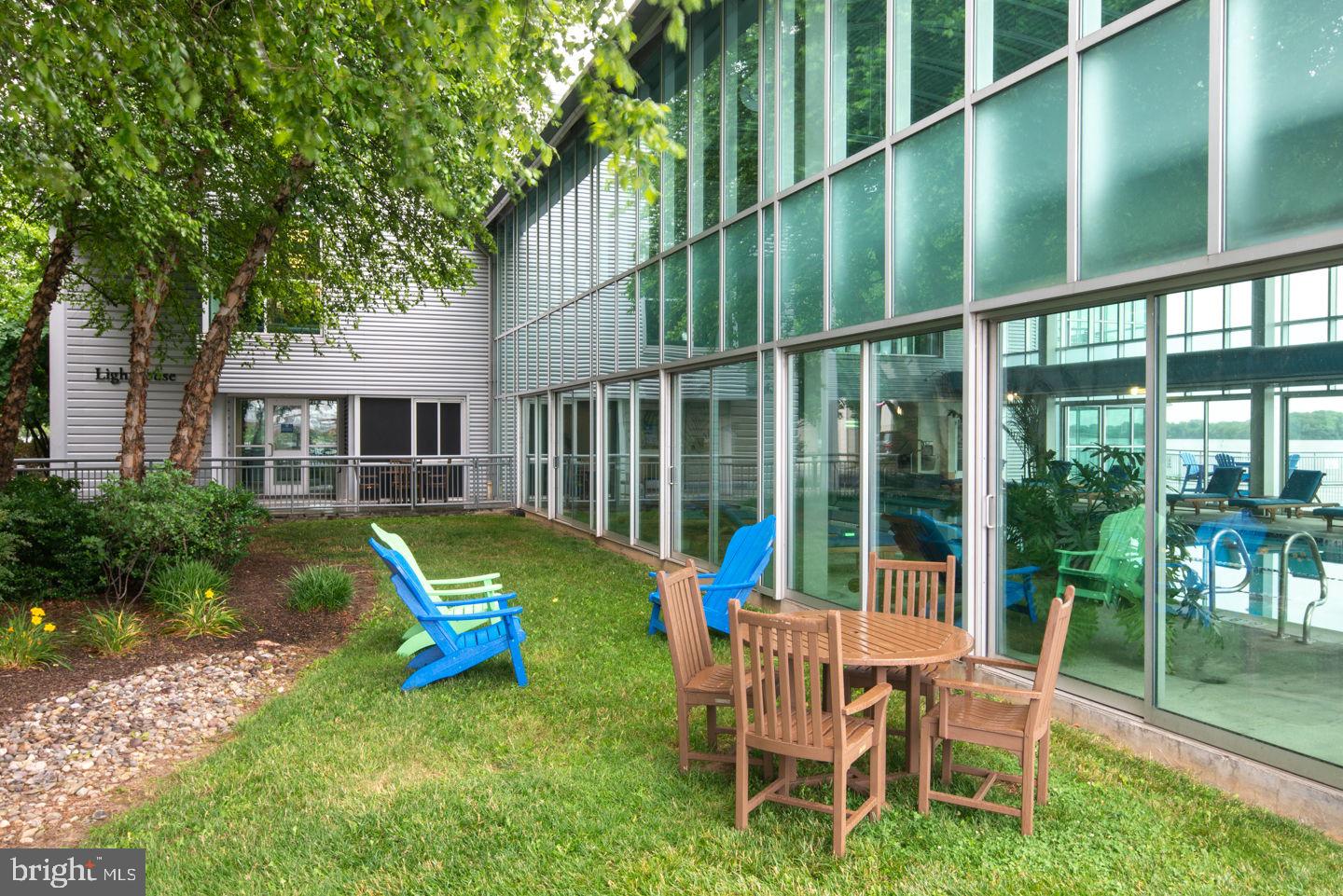 WATERFRONT SQUARE - Residential Lease