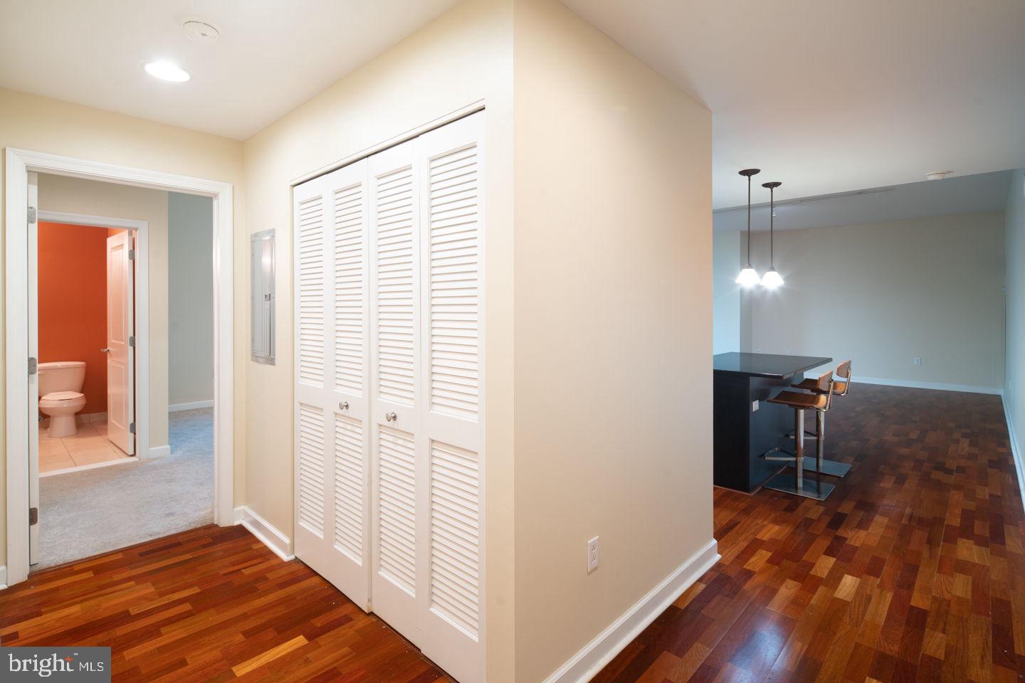 WATERFRONT SQUARE - Residential Lease