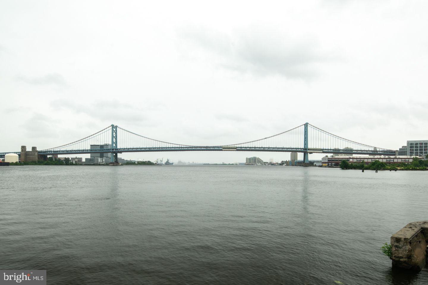 WATERFRONT SQUARE - Residential Lease