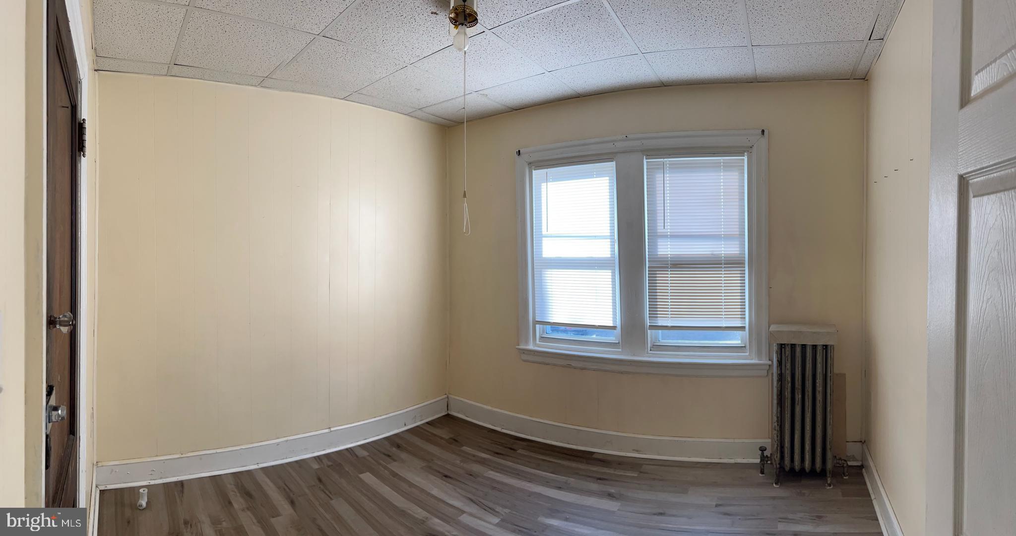 229 W CHEW AVENUE