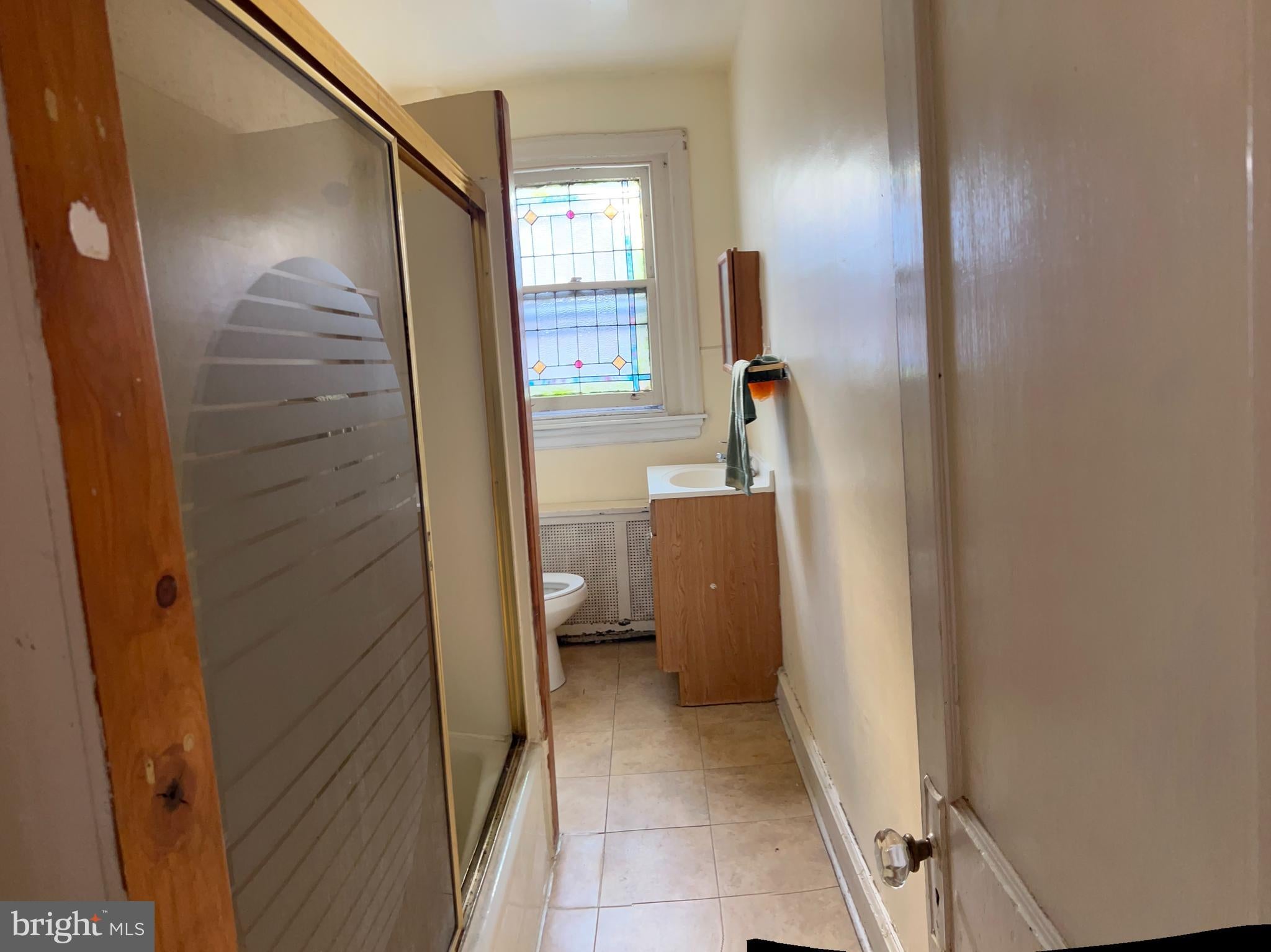 229 W CHEW AVENUE