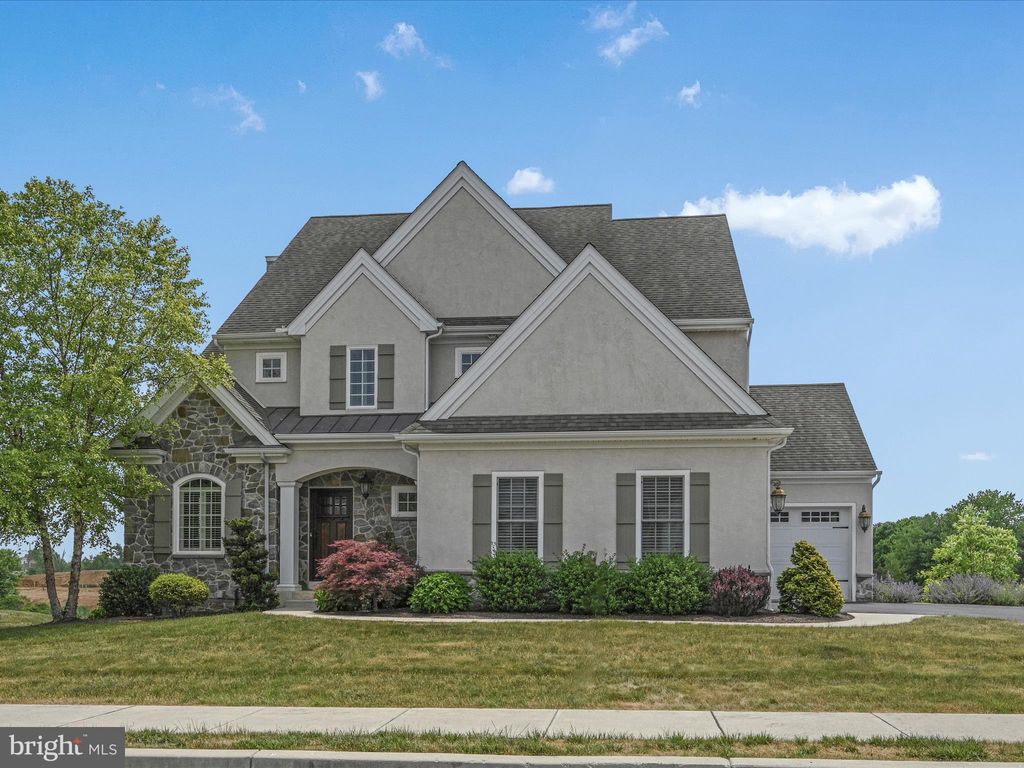 Photo of 506 E DELP RD, LANCASTER, PA 17601 (MLS # PALA2035628)