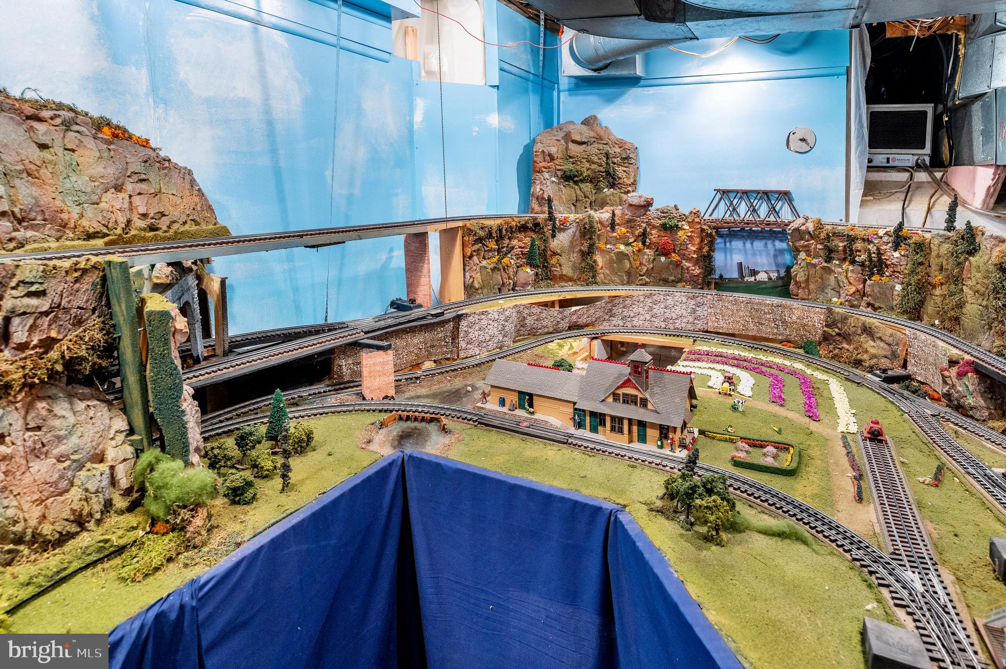 FOX HILL - Residential