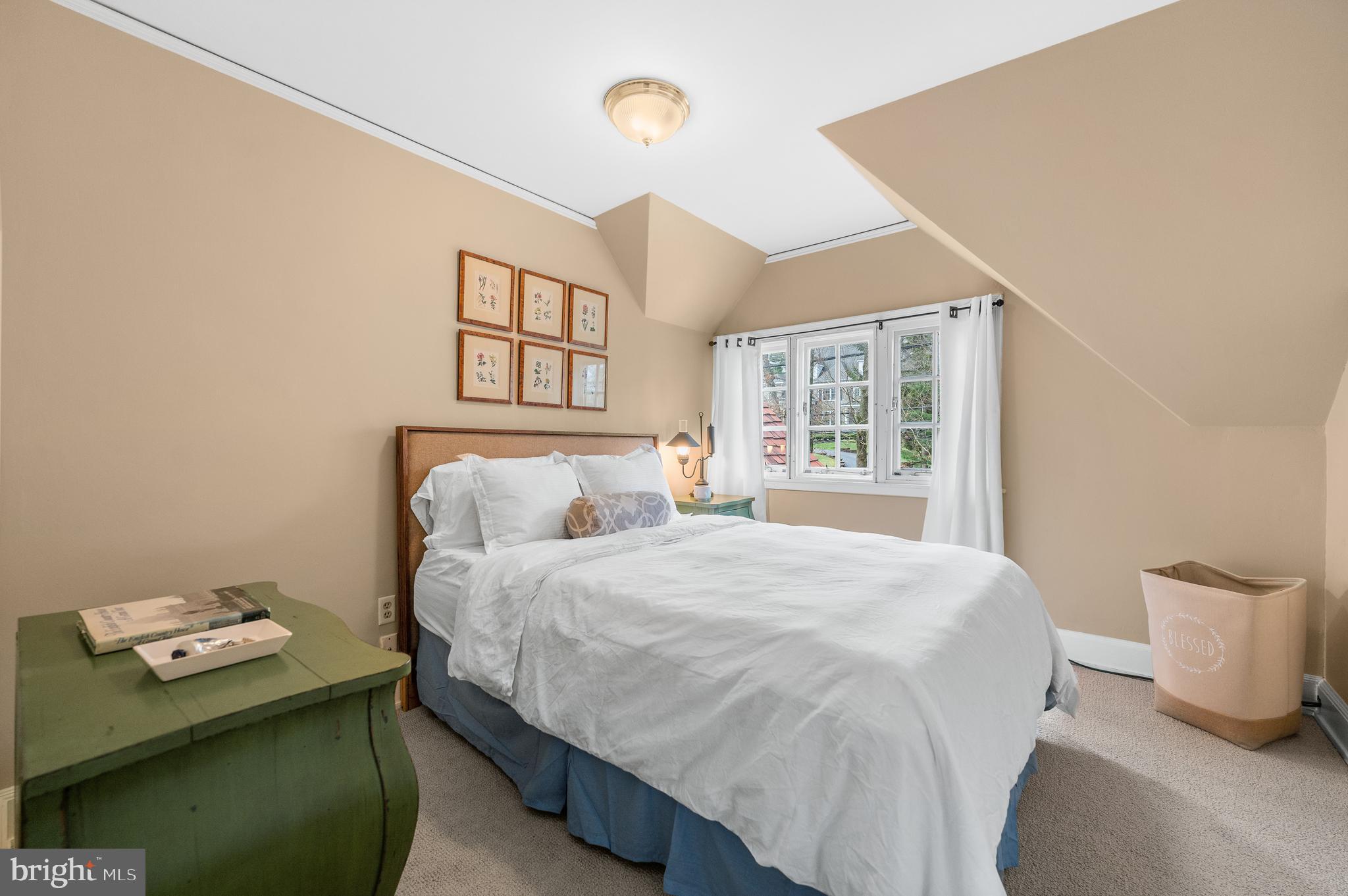 FOX HILL - Residential