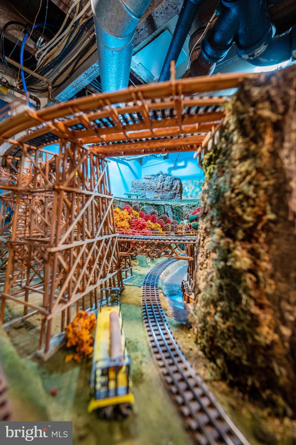 FOX HILL - Residential