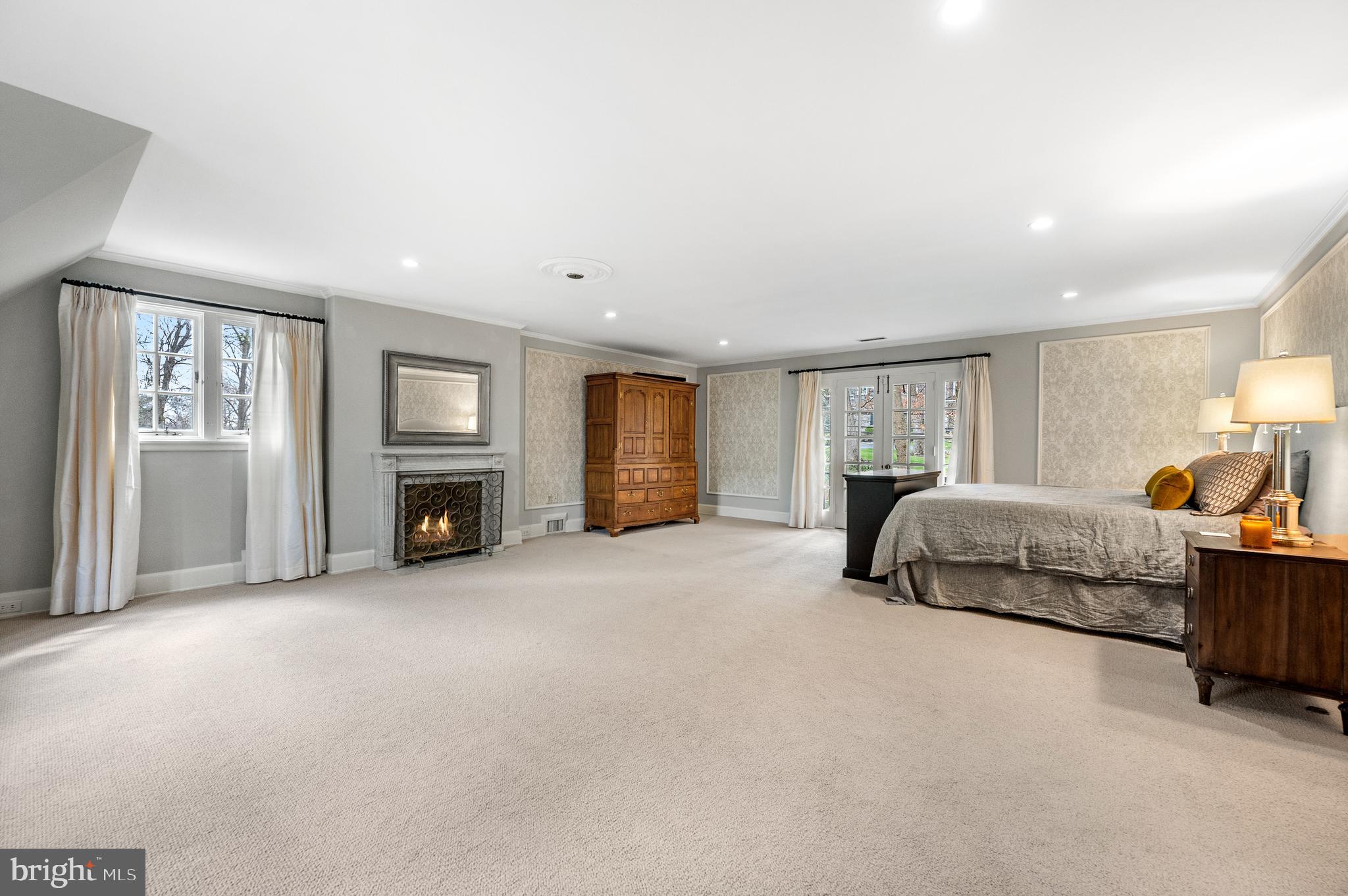 FOX HILL - Residential