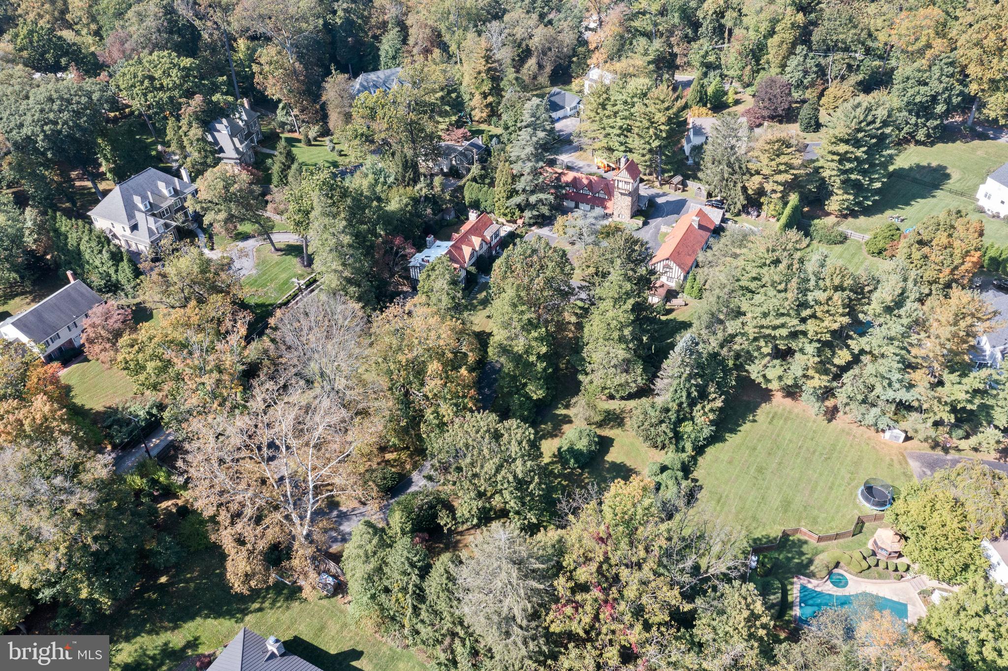 FOX HILL - Residential