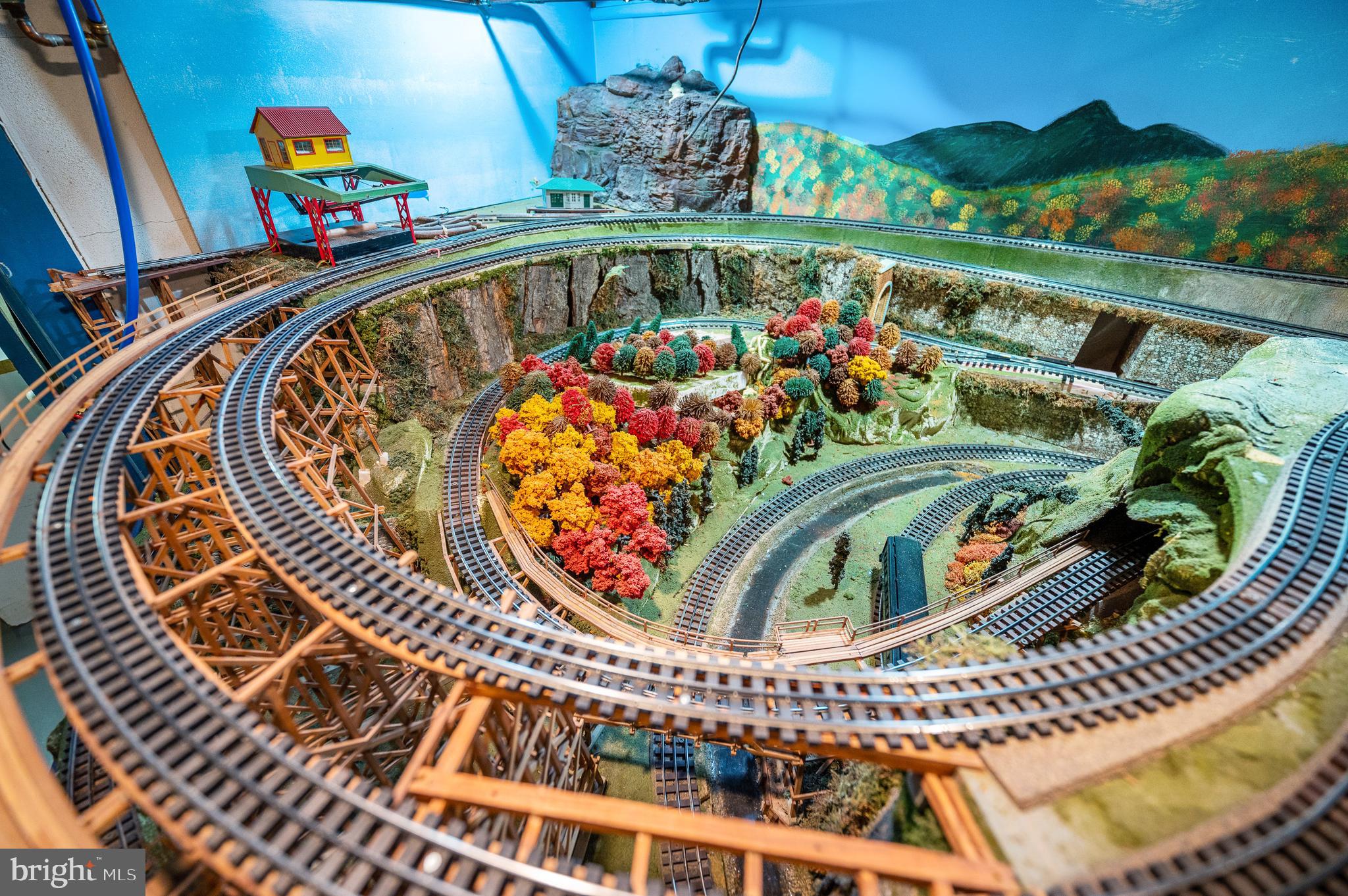 FOX HILL - Residential