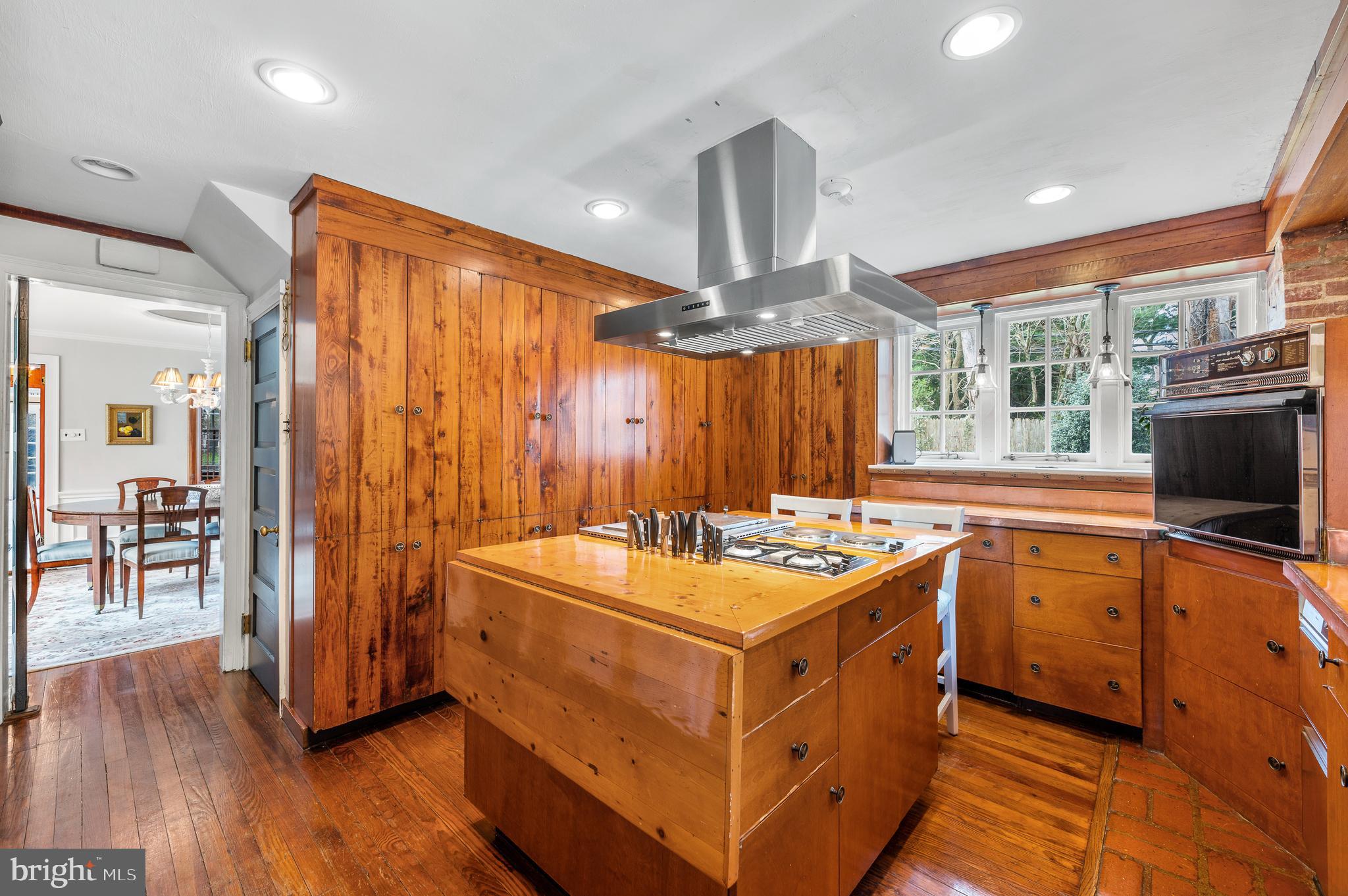 FOX HILL - Residential