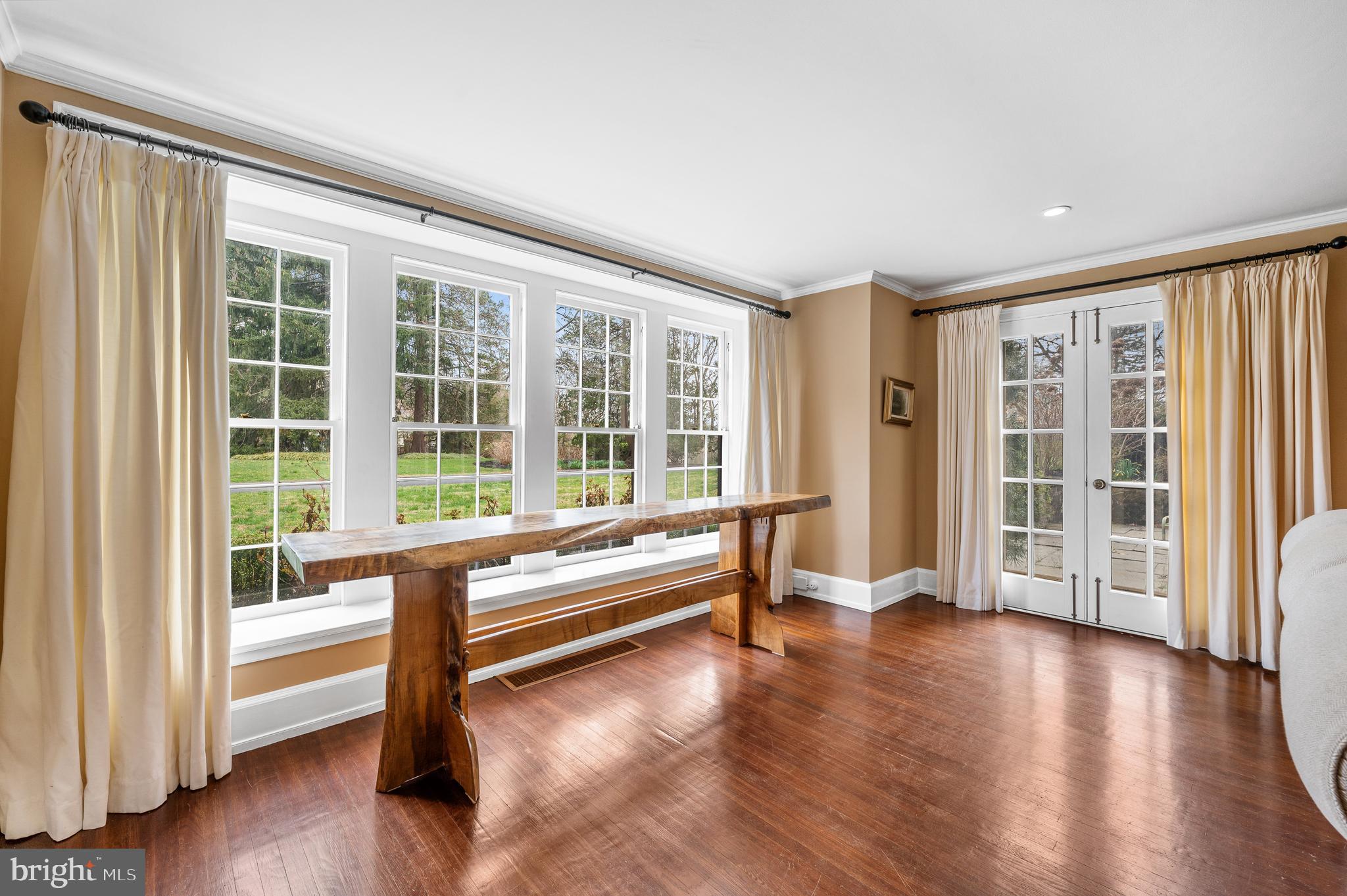 FOX HILL - Residential