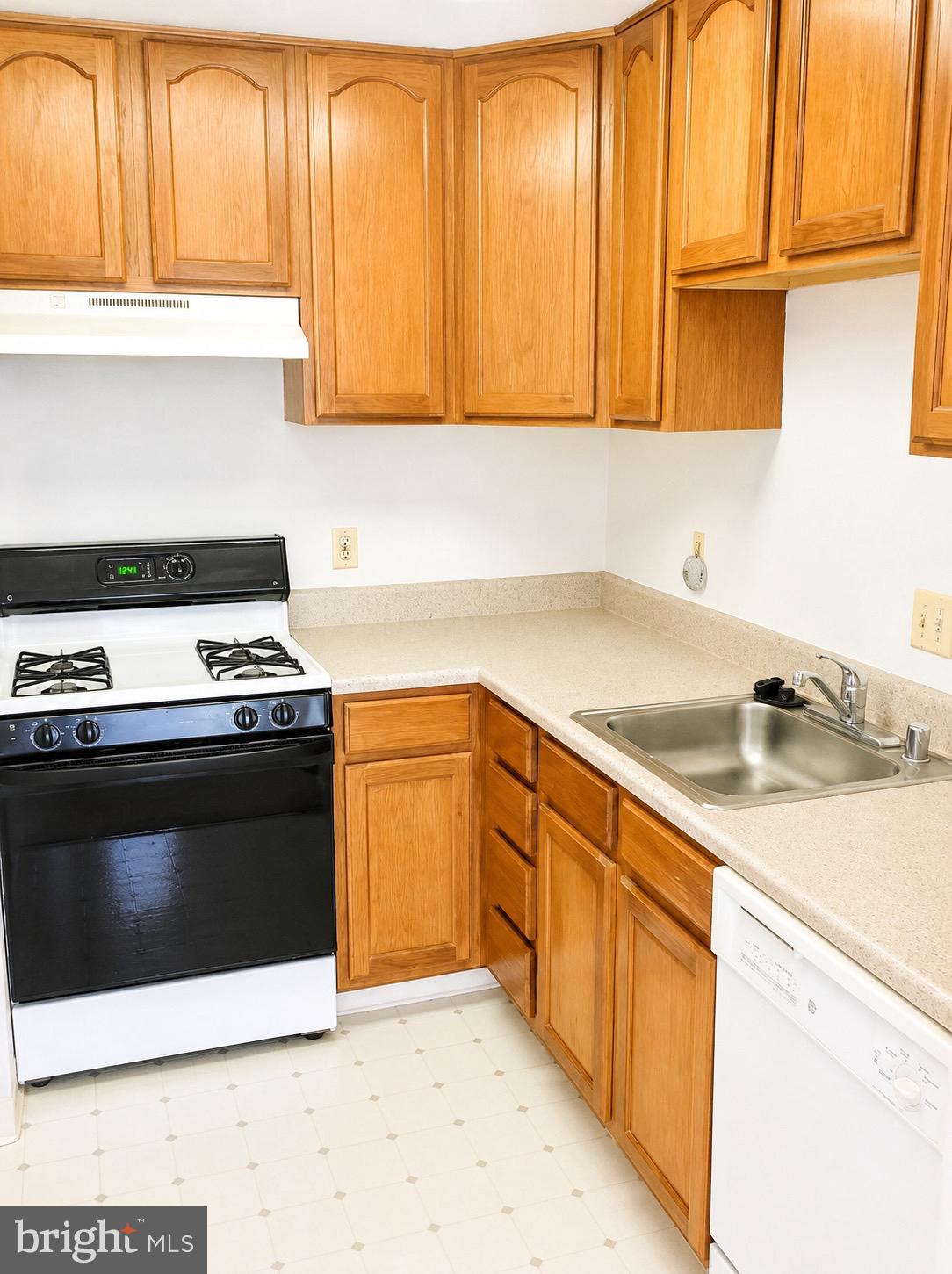 1631 GAINESVILLE STREET SE 301