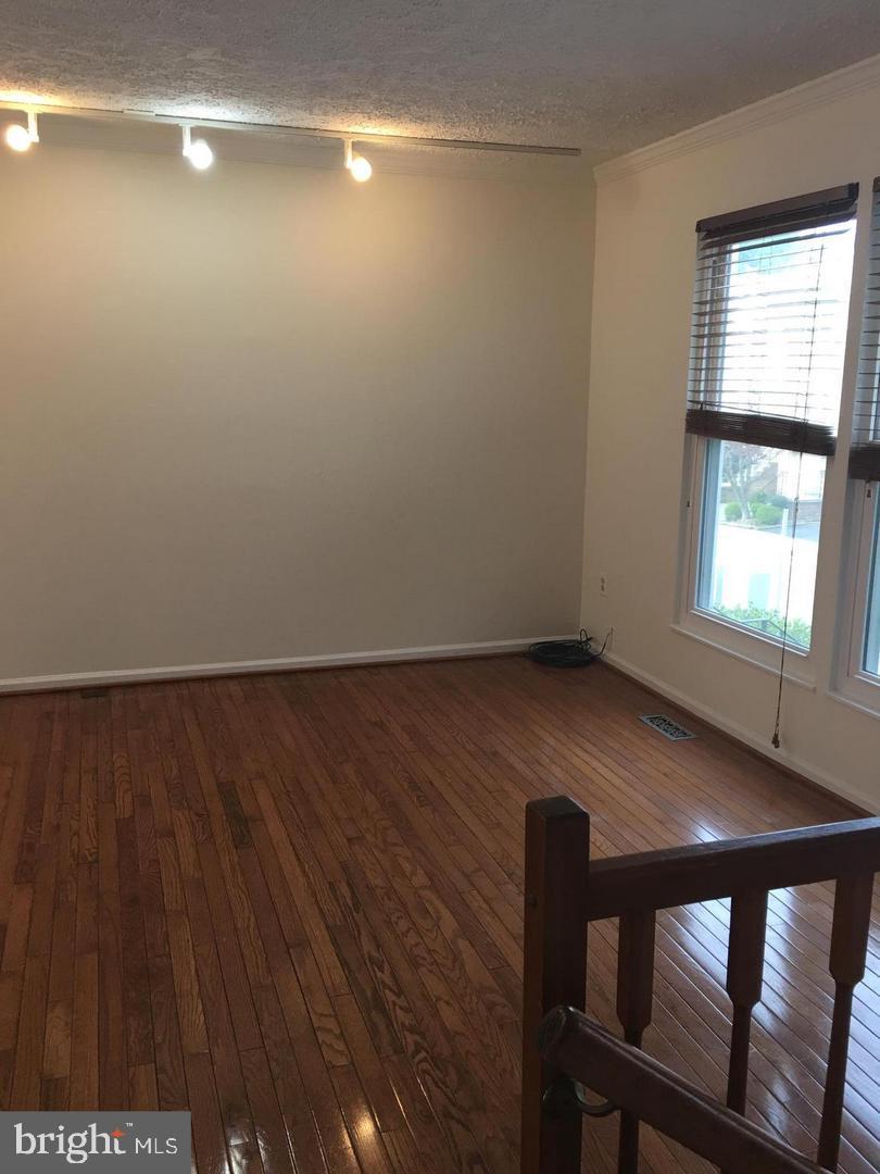 AMBERFIELD - Residential Lease