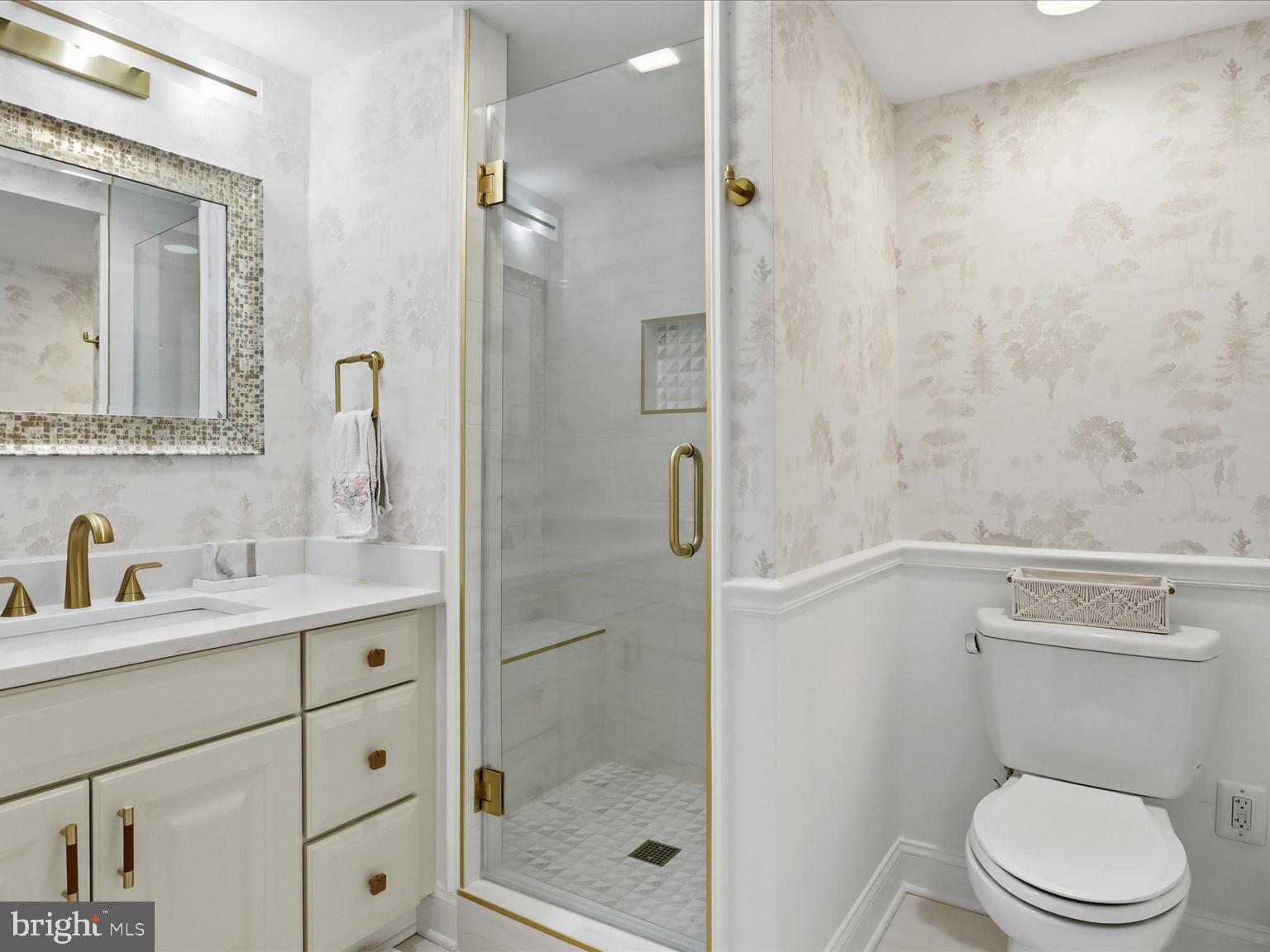 MOUNT AT TYSONS CORNER - Residential