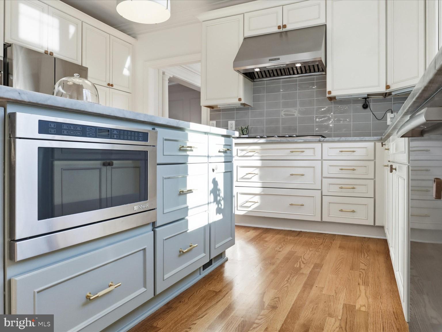 MOUNT AT TYSONS CORNER - Residential